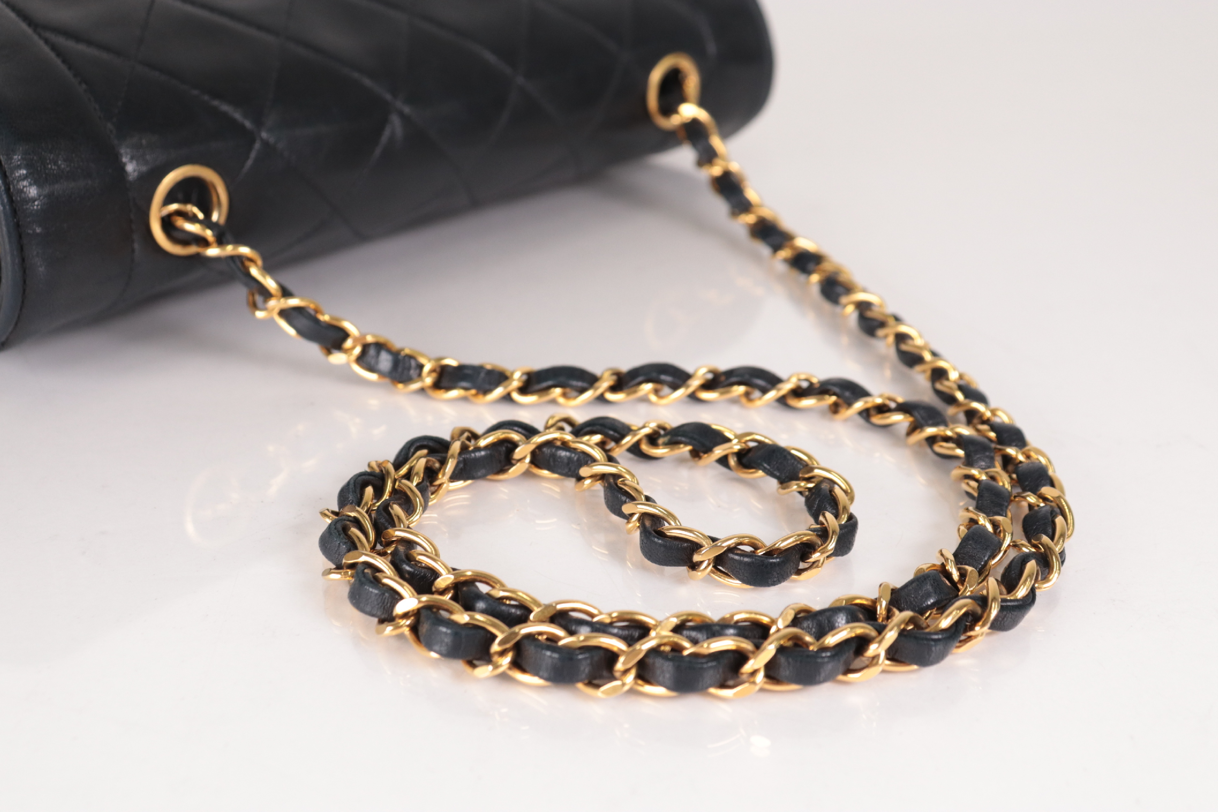 Diana 25 Lambskin Chain Shoulder Bag (Serial No. 2) — view 8