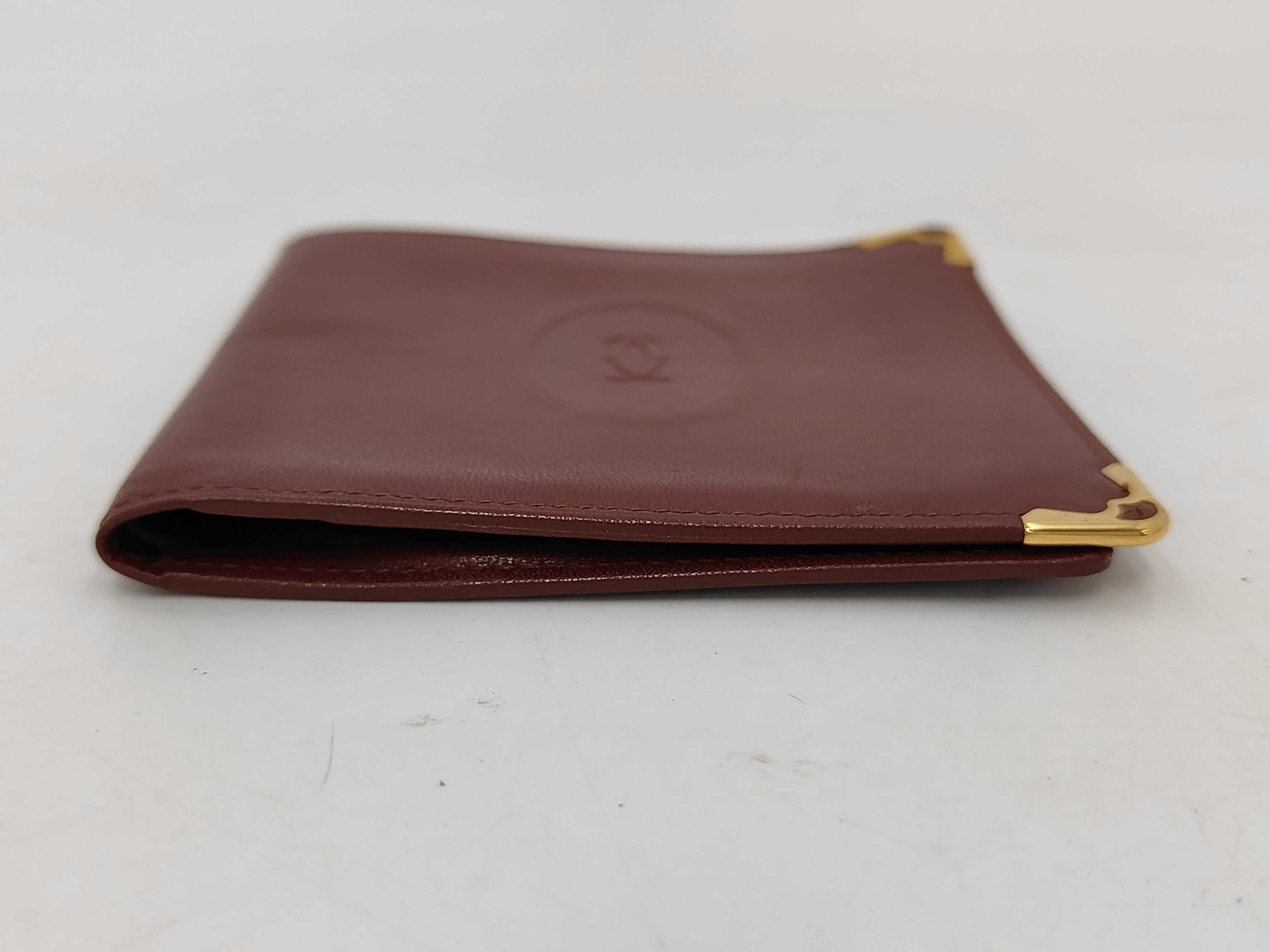 wallets and small items — view 3