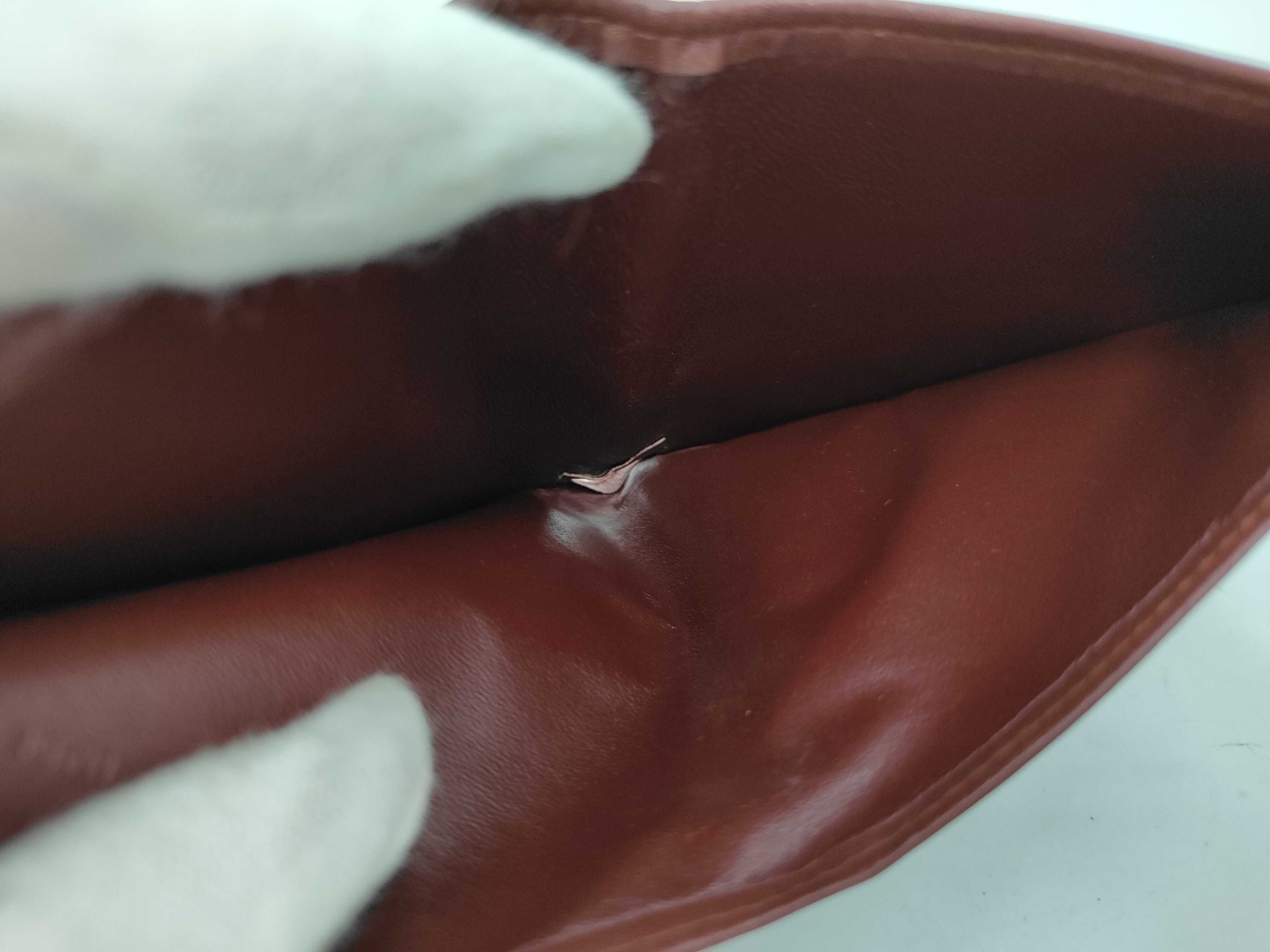 wallets and small items — view 10