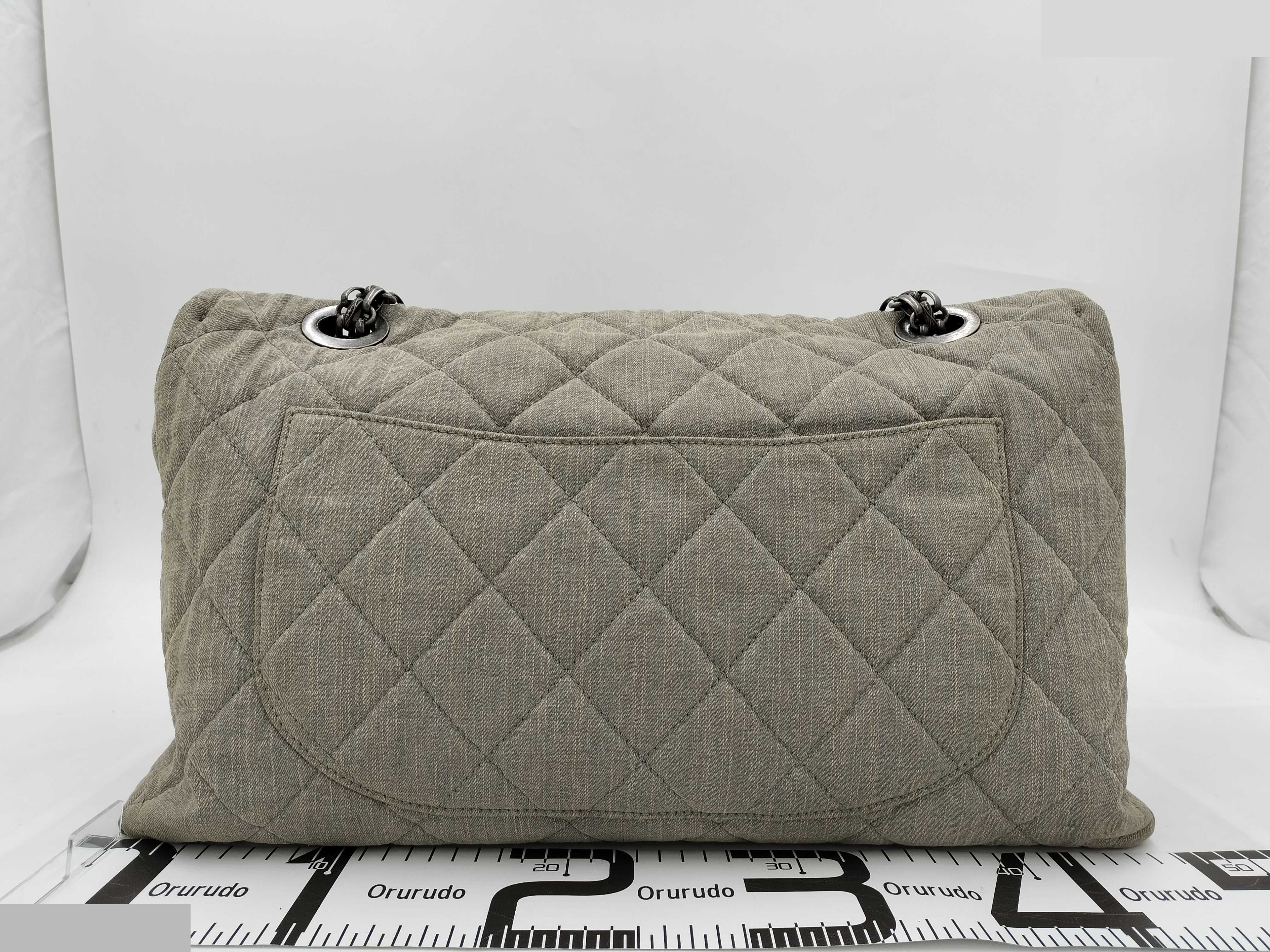 quilted chain shoulder bag — view 2