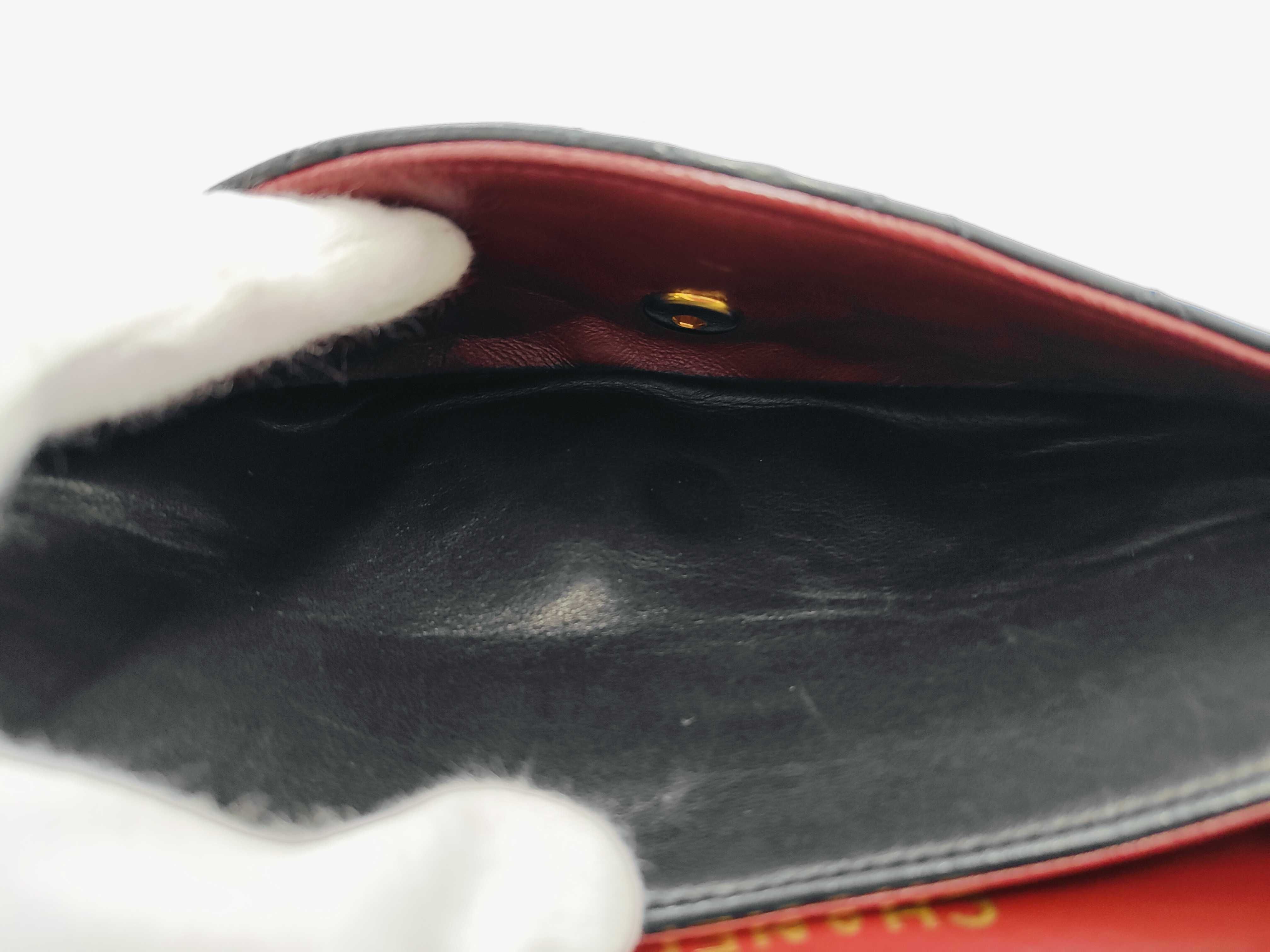 Lambskin Matelassé 25 Double Flap Shoulder Bag — view 10