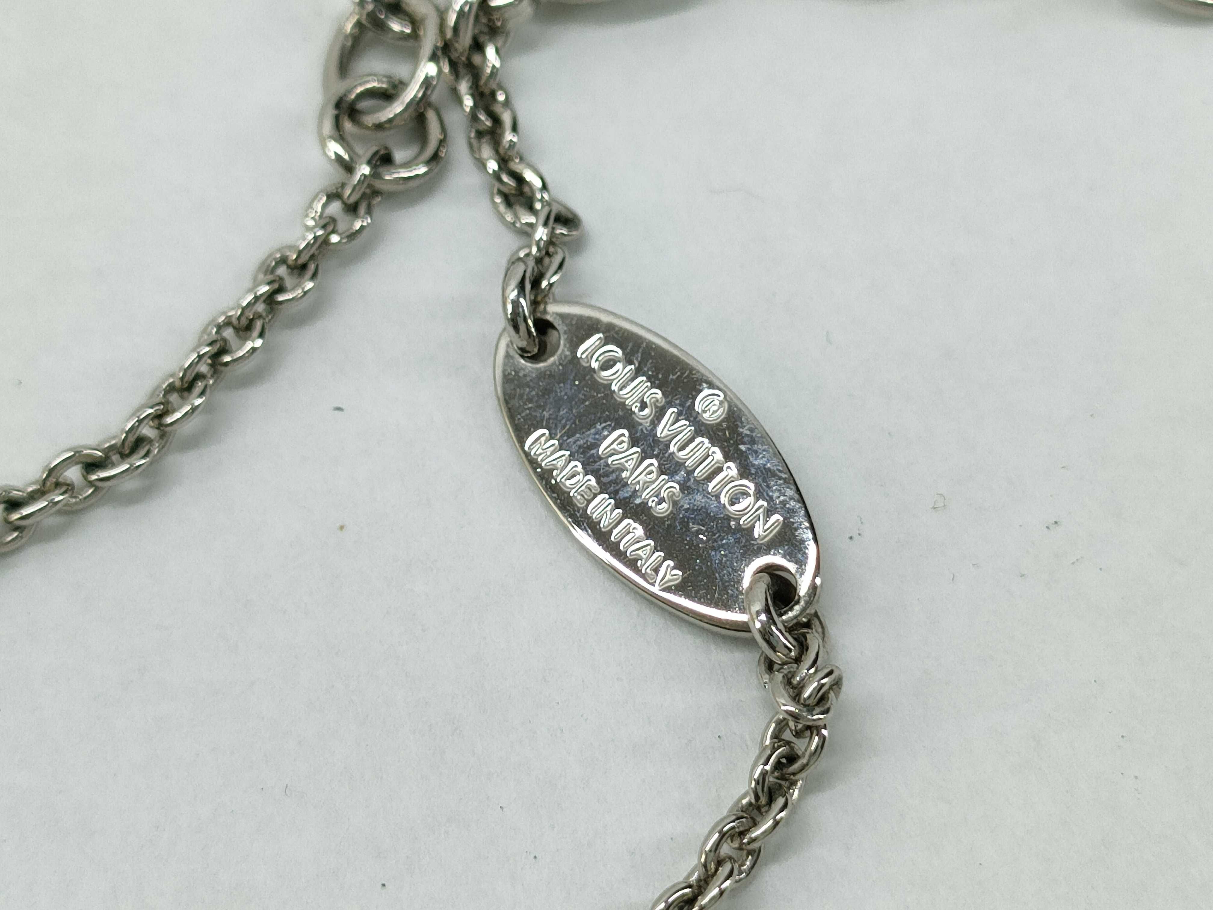 M63197 Louis Vuitton Essential Necklace — view 6