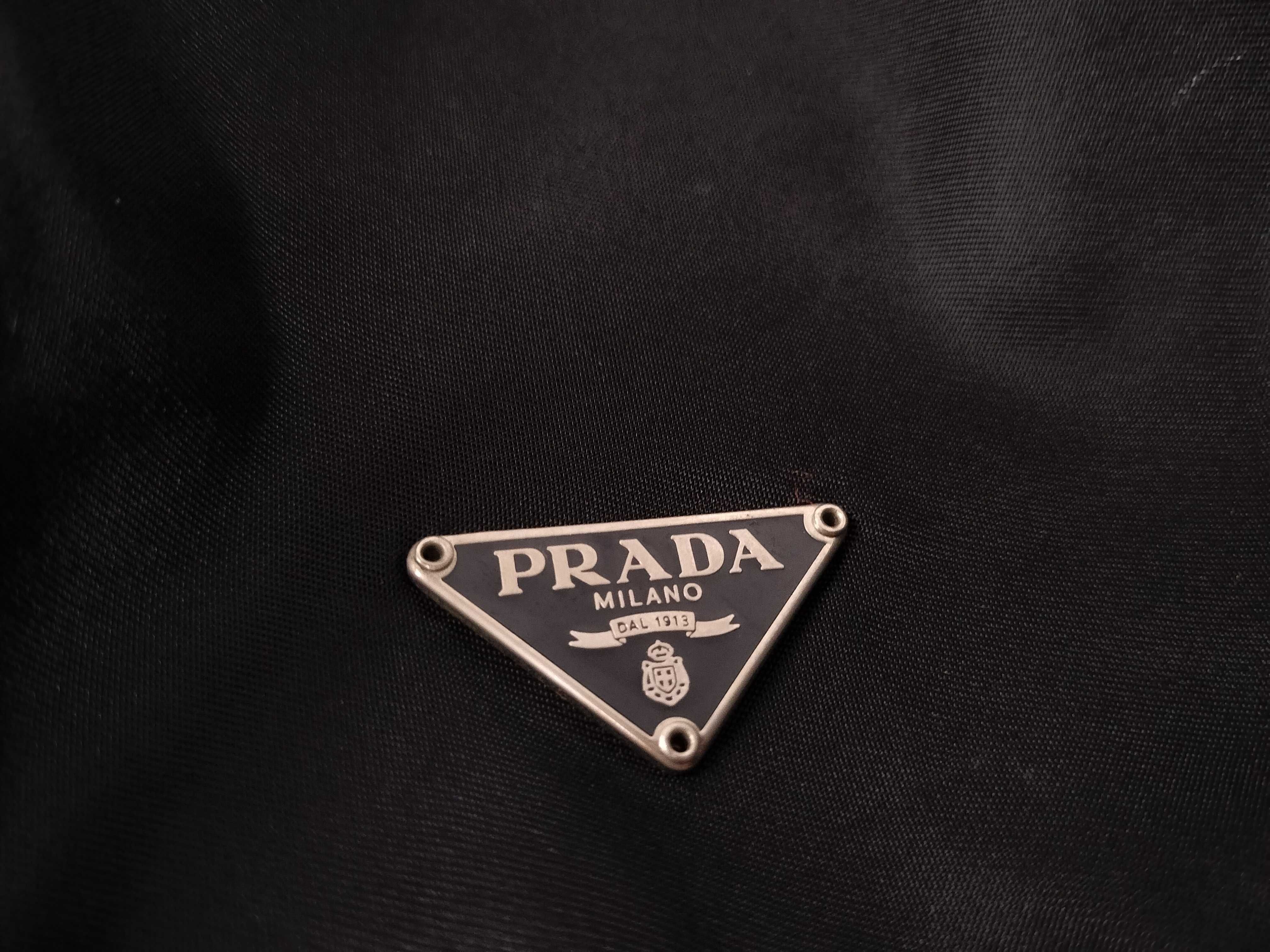nylon drawstring bag with triangular logo. — view 12