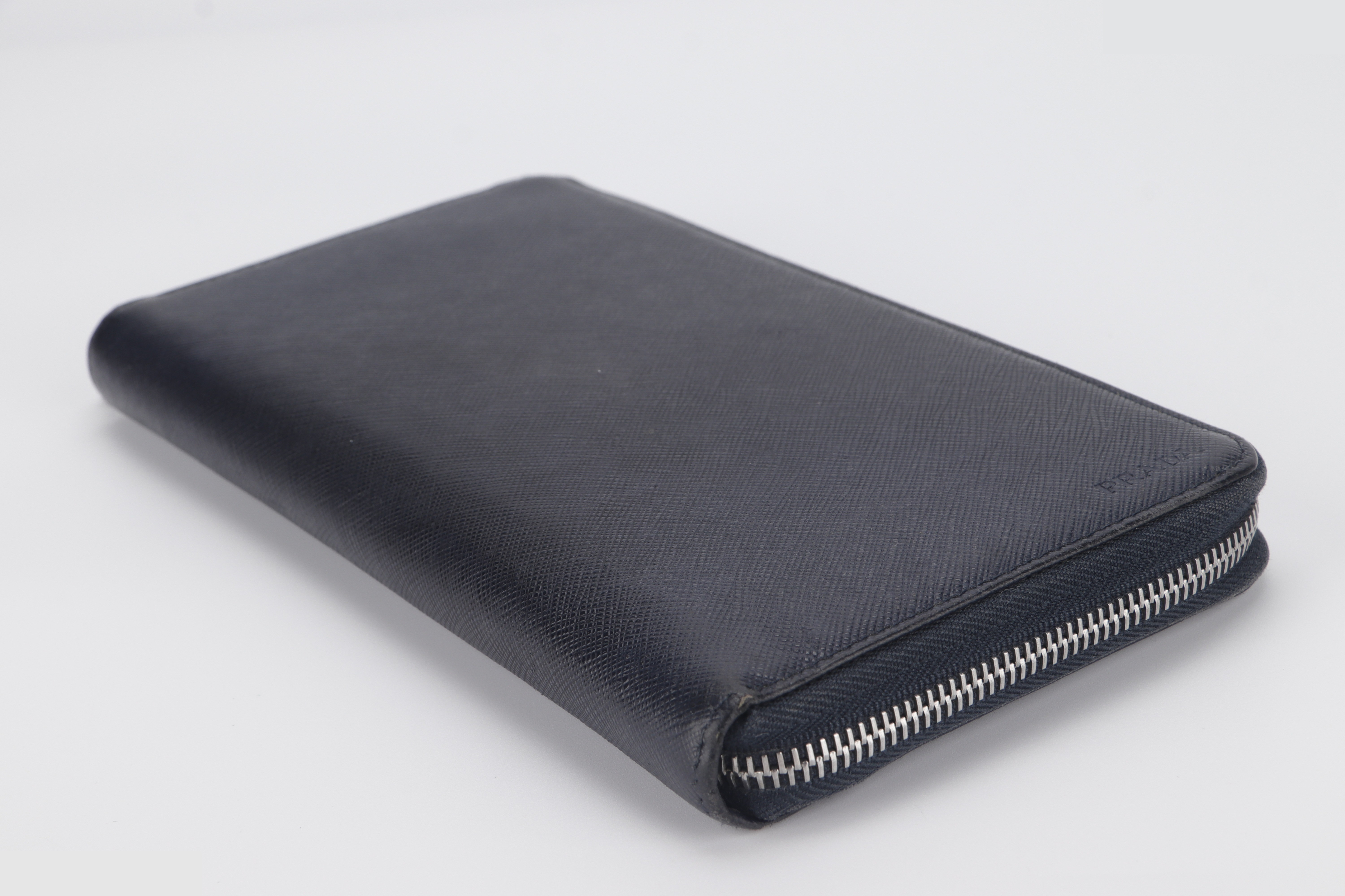 TAIGA SAFFIANO BLACK LONG WALLET — view 3