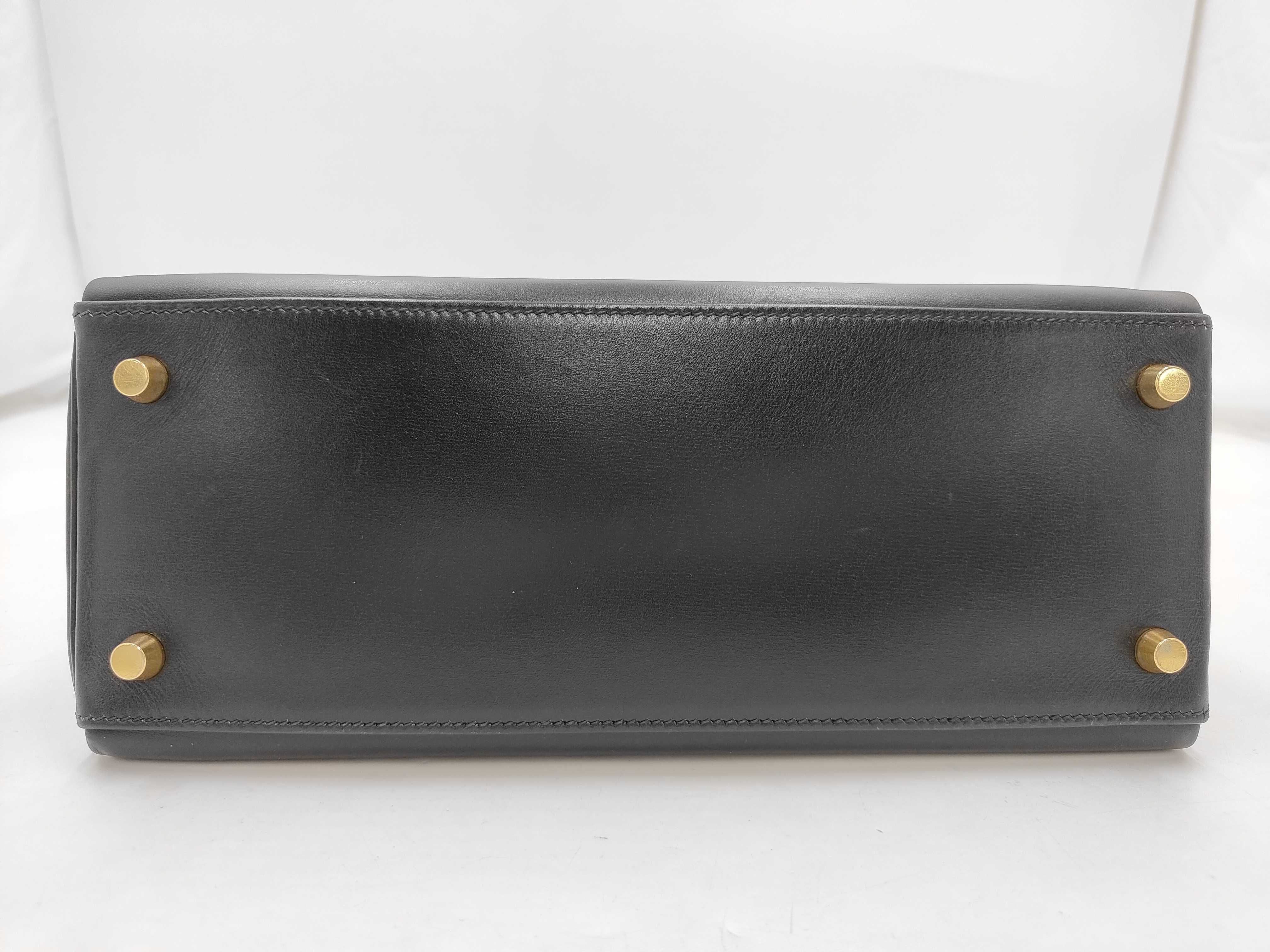 Kelly 32 Box Calf Black Handbag (Side Stitching) — view 3