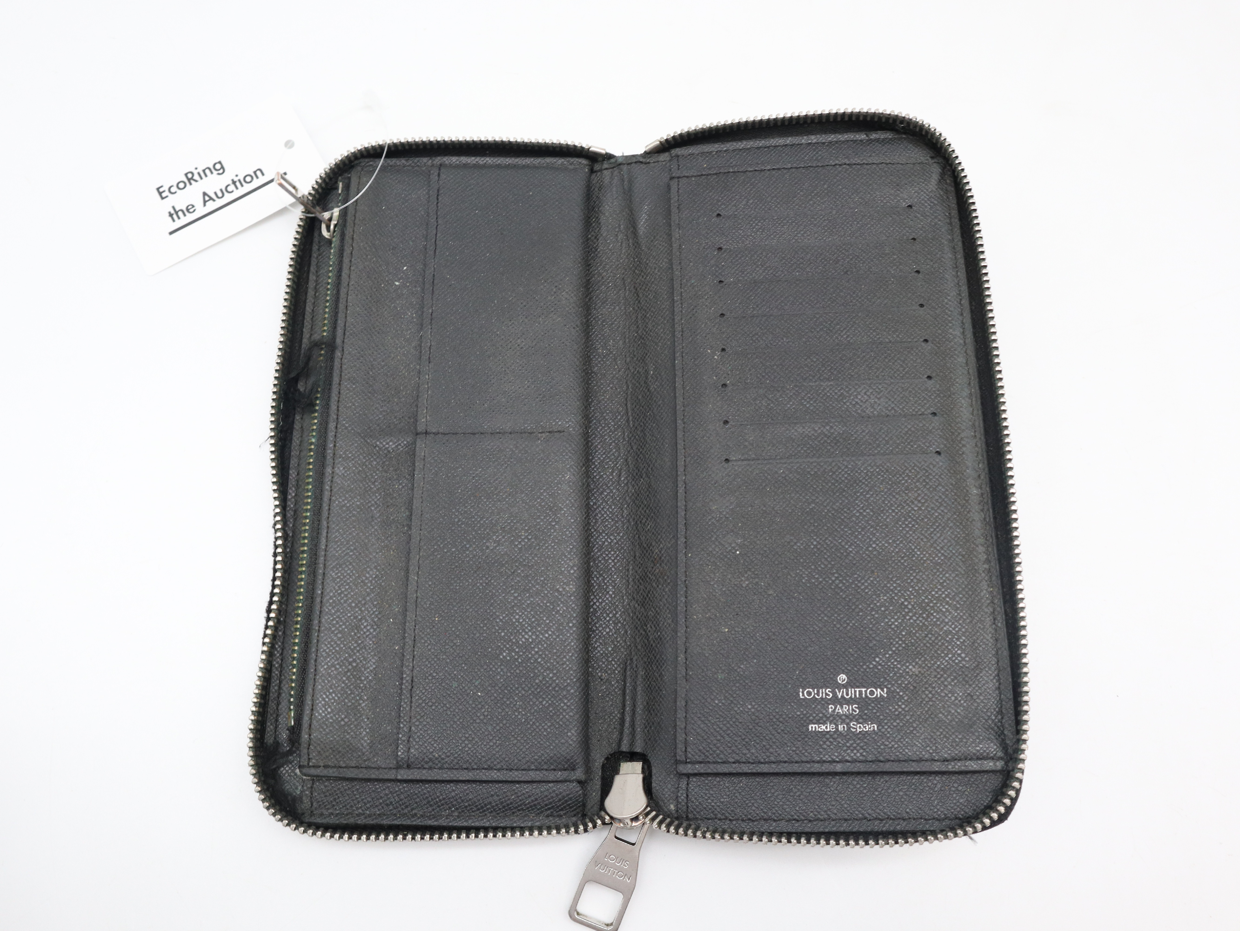 M30056 Taiga Zippy Organizer NM Wallet — view 10