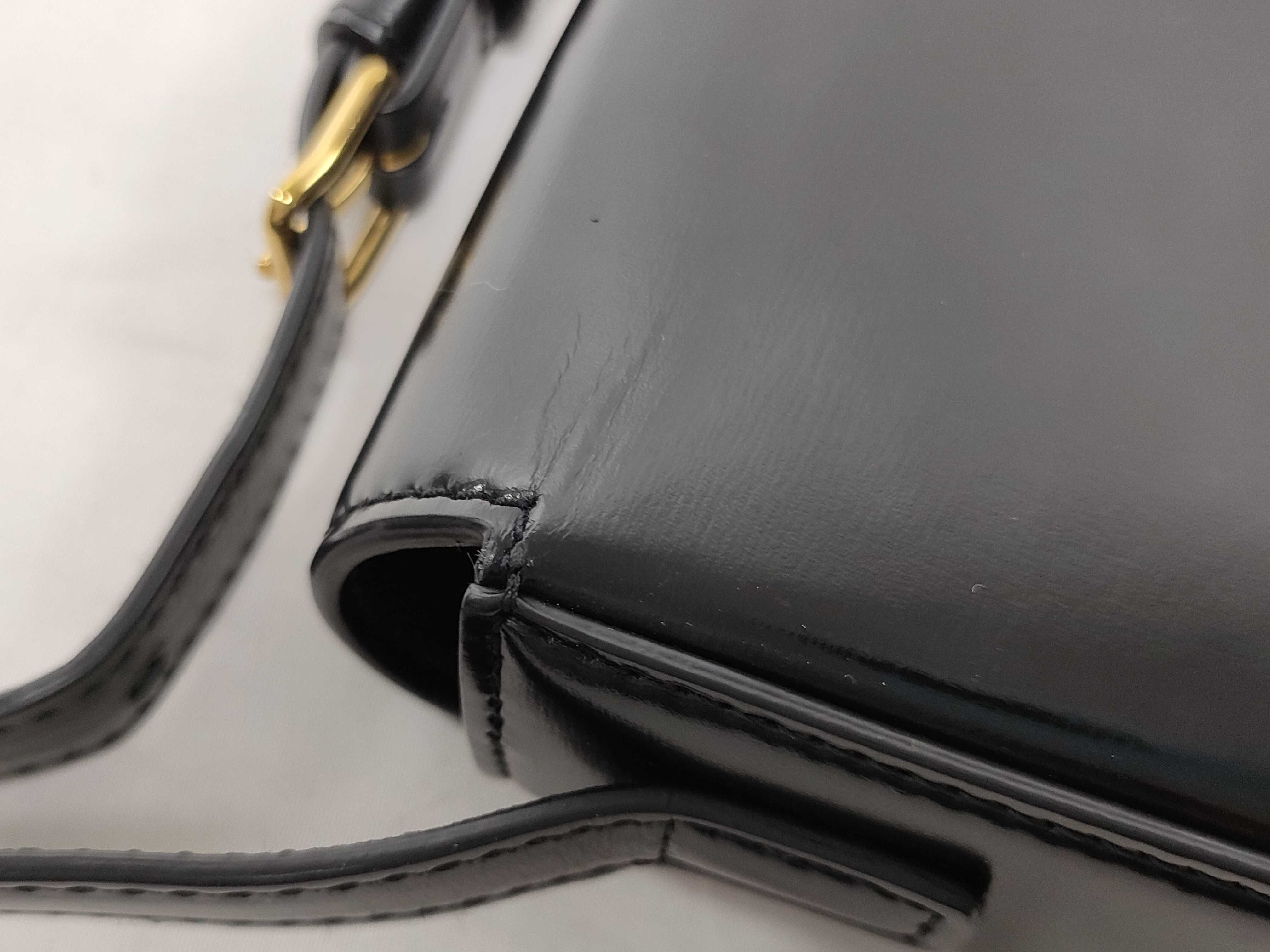Triomphe Teen Leather Shoulder Bag — view 13