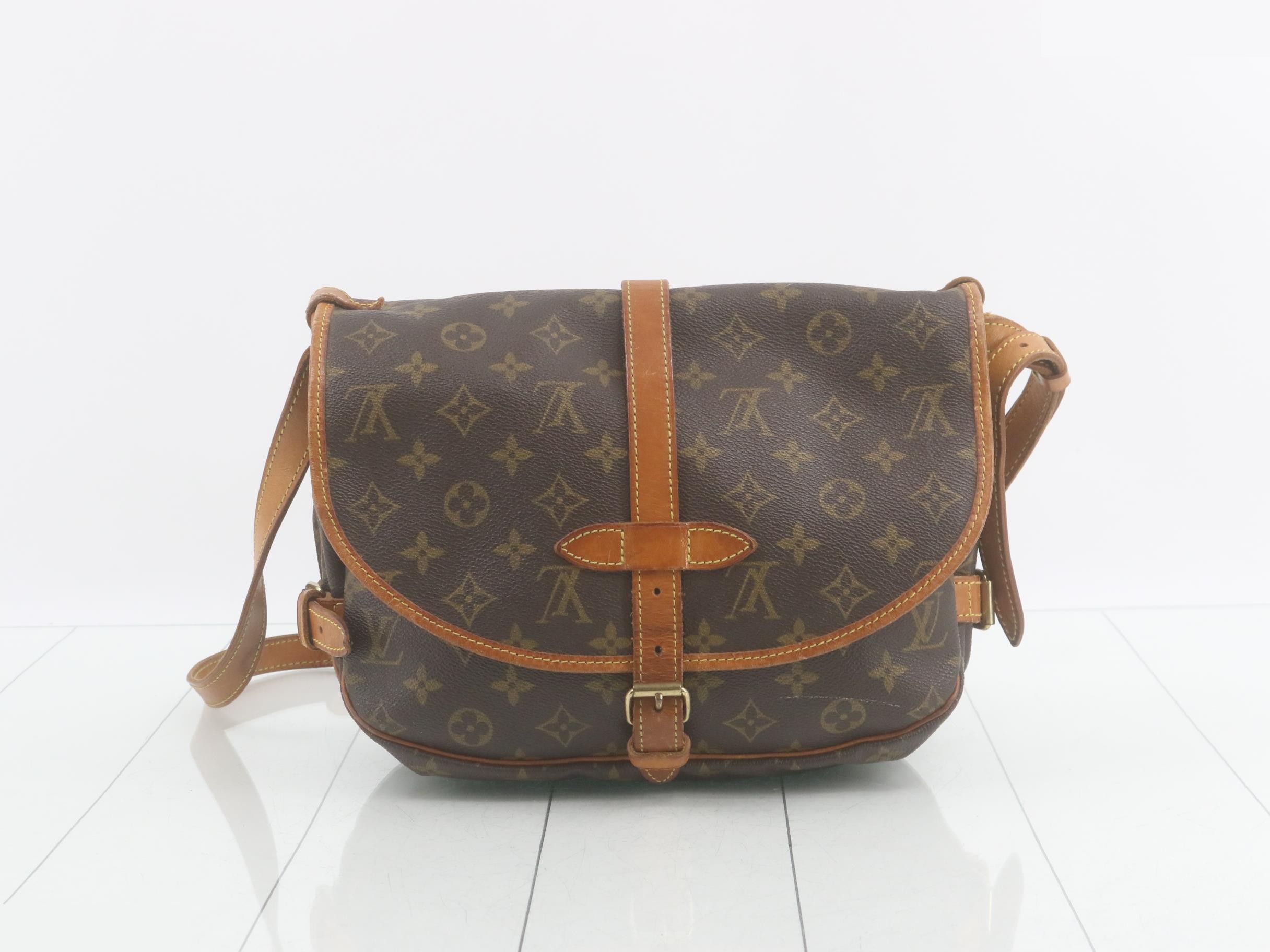 Monogram Shoulder Bag Saumur — view 2