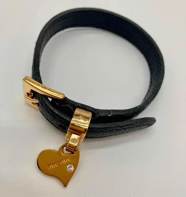 Other lines: Small items, accessories, bracelets, bangles (leather, fabric).