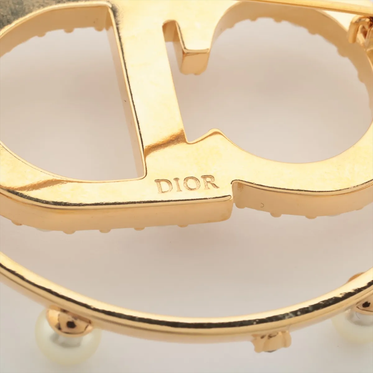 CD Logo Brooch GP x Rhinestone x Fake Pearl Gold — view 4