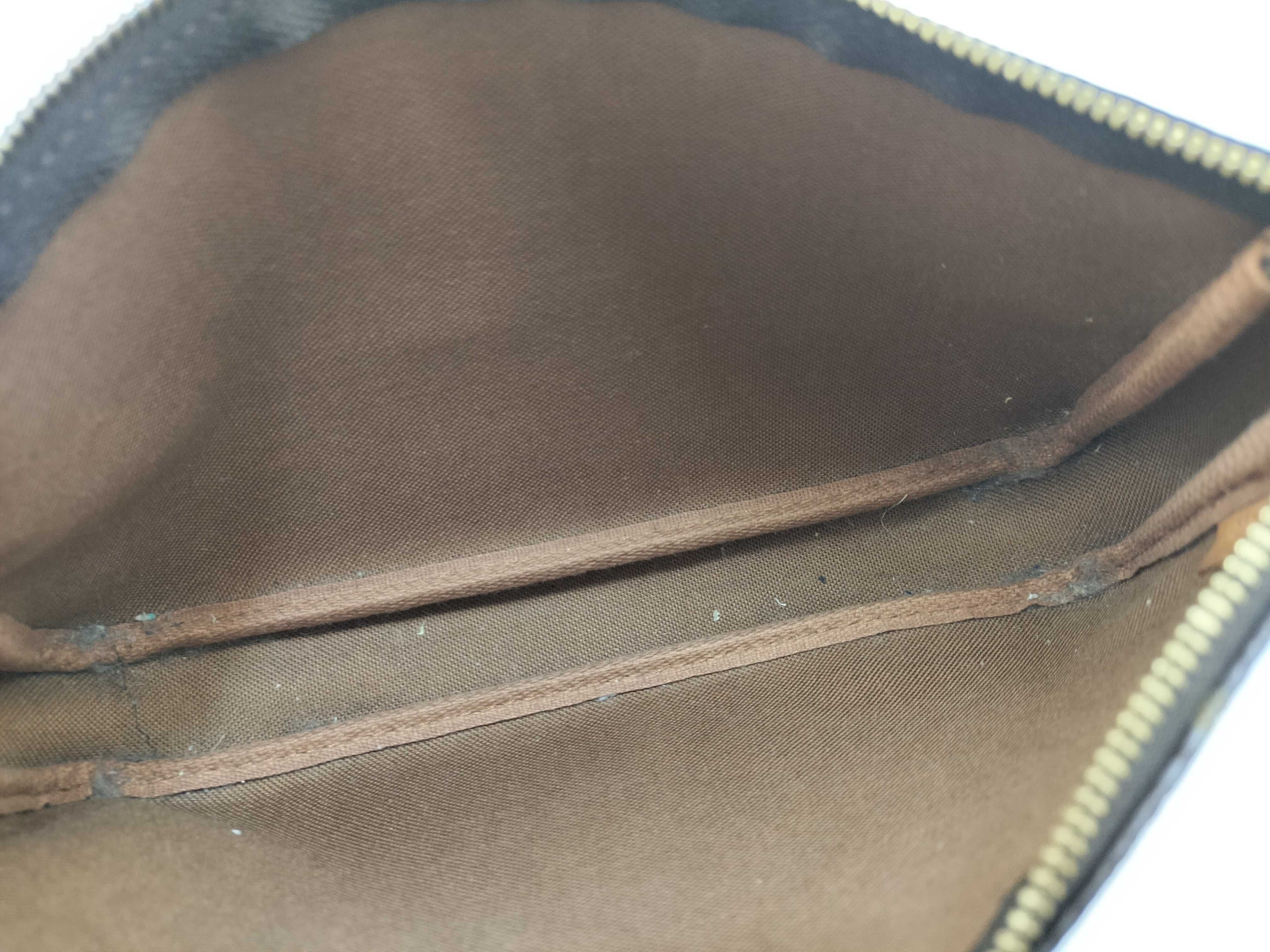 Monogram LV Pochette Accessoires M51980 Pouch — view 12