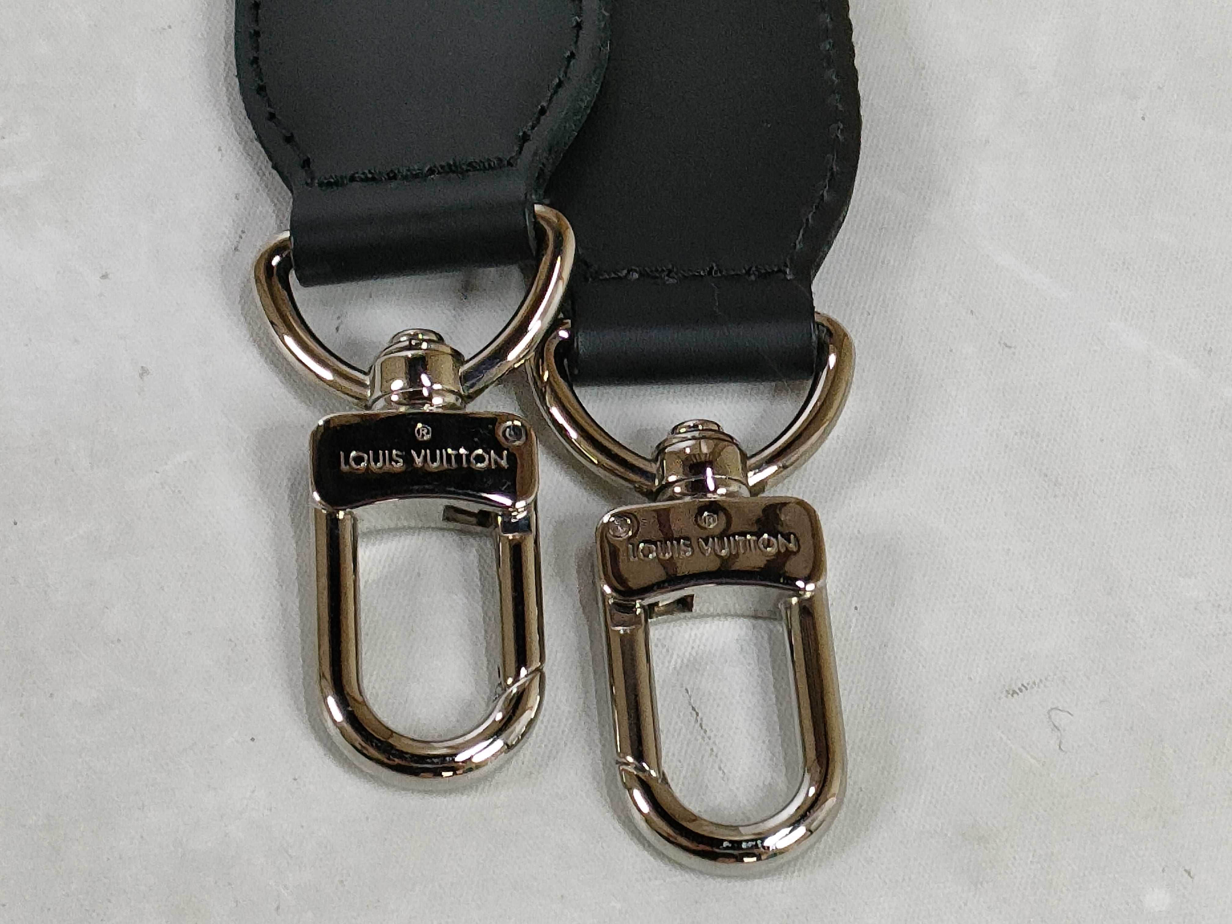 canvas shoulder bag (strap only) — view 3