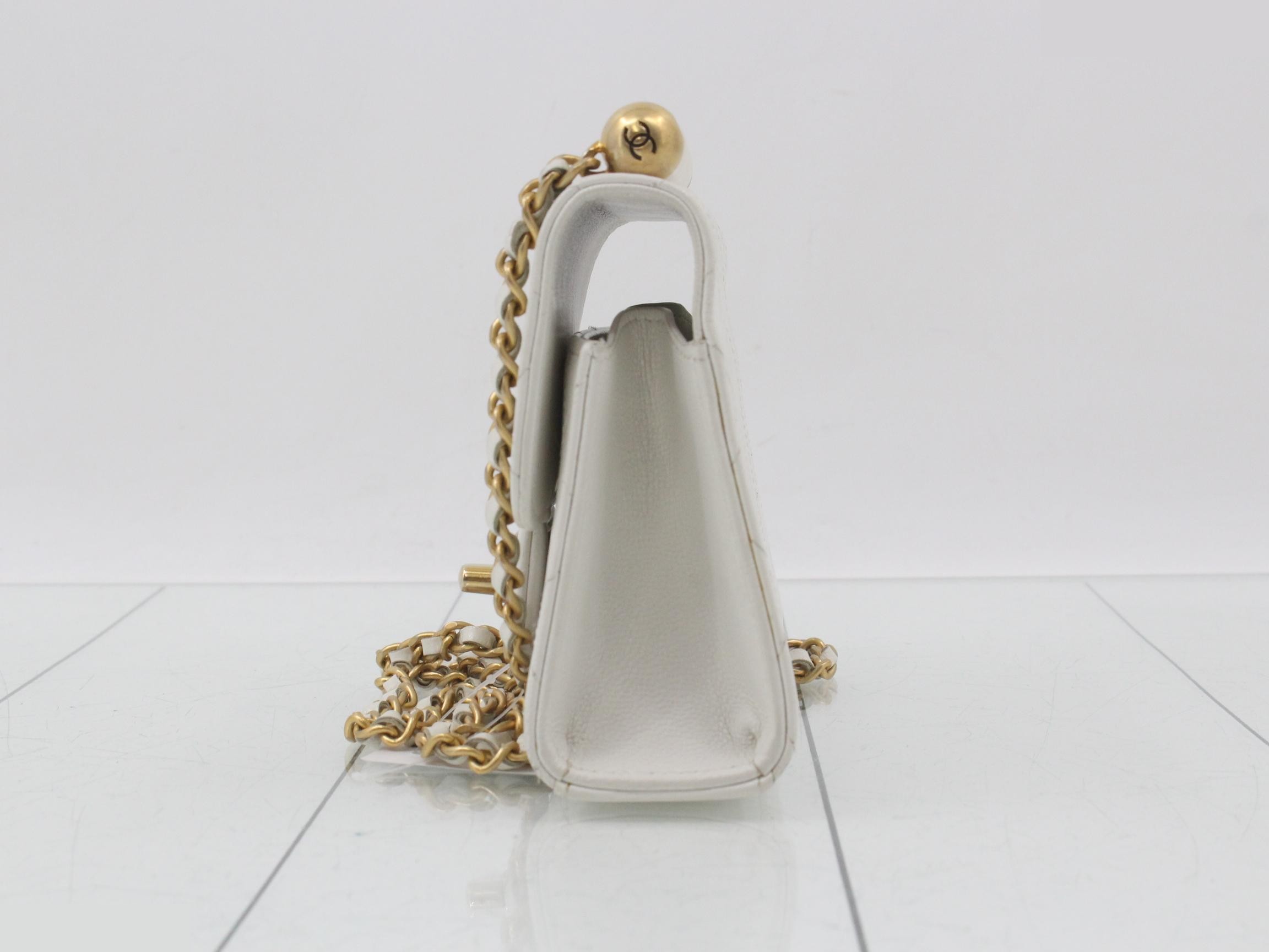 Matelassé Leather Pearl Chain Shoulder Bag — view 3