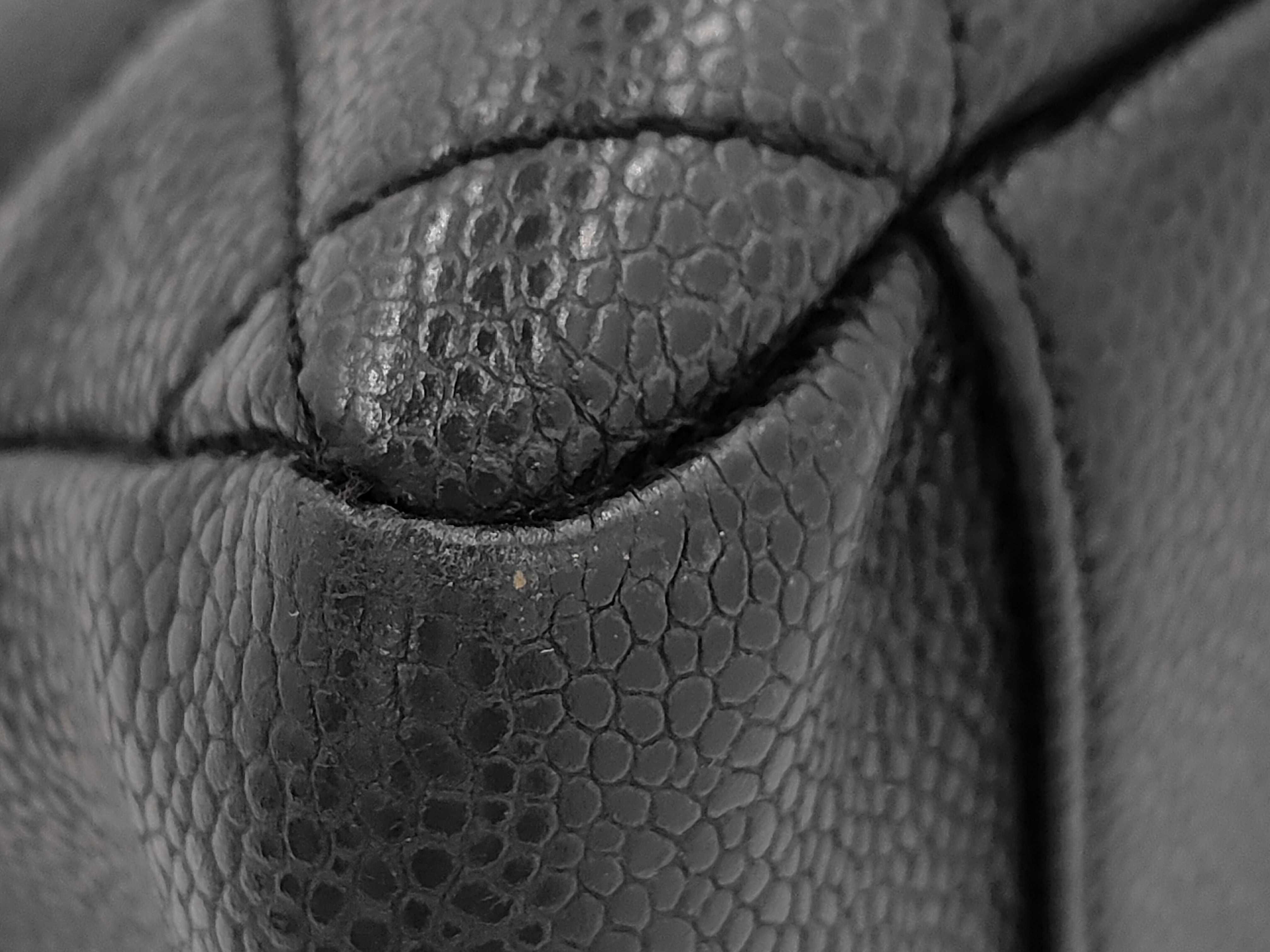 GST Caviar Black GP Shoulder Bag — view 4