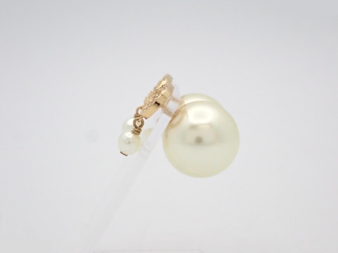 Gold earrings — view 3