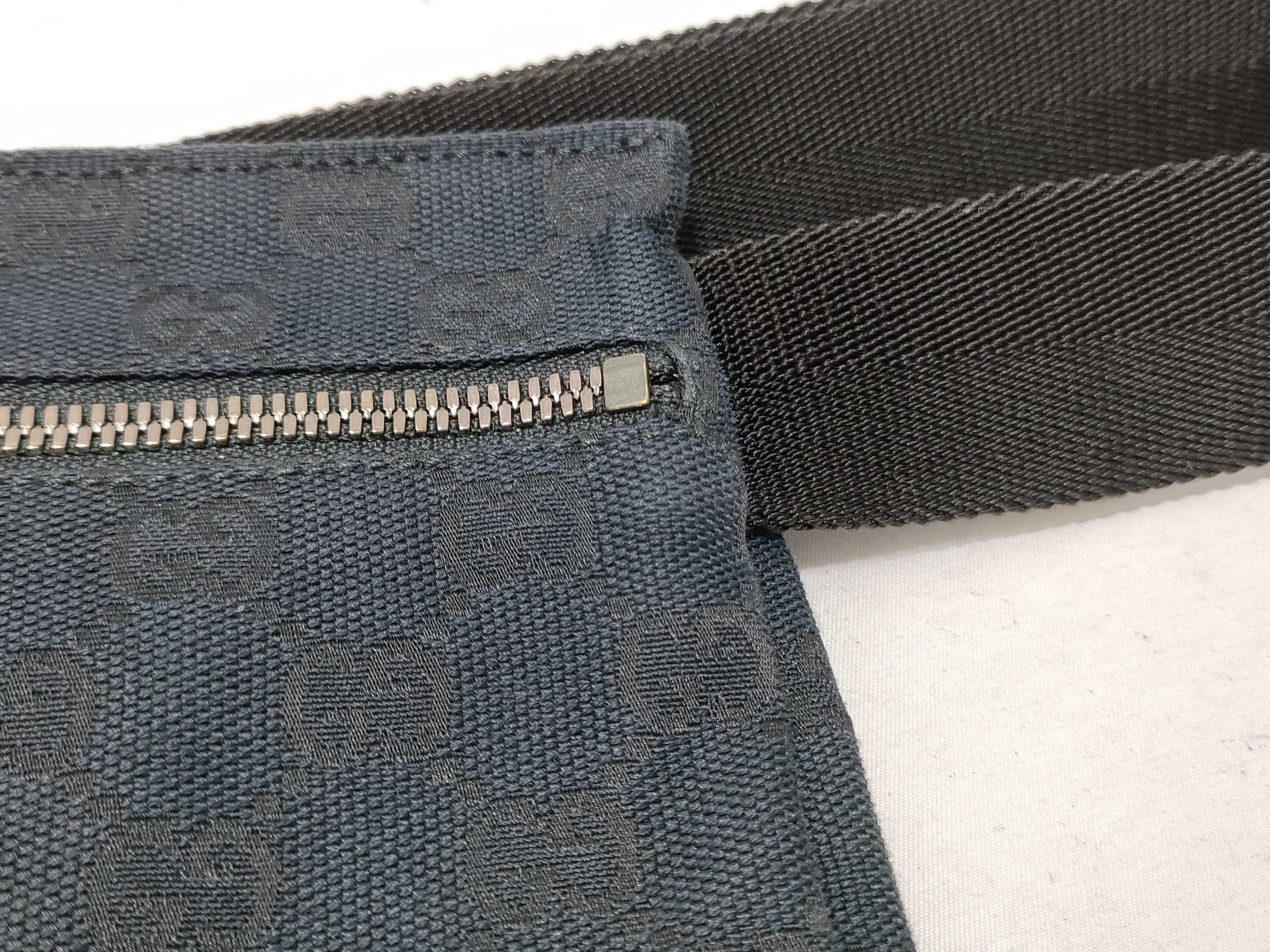 GG Canvas 28566 Body Bag — view 5