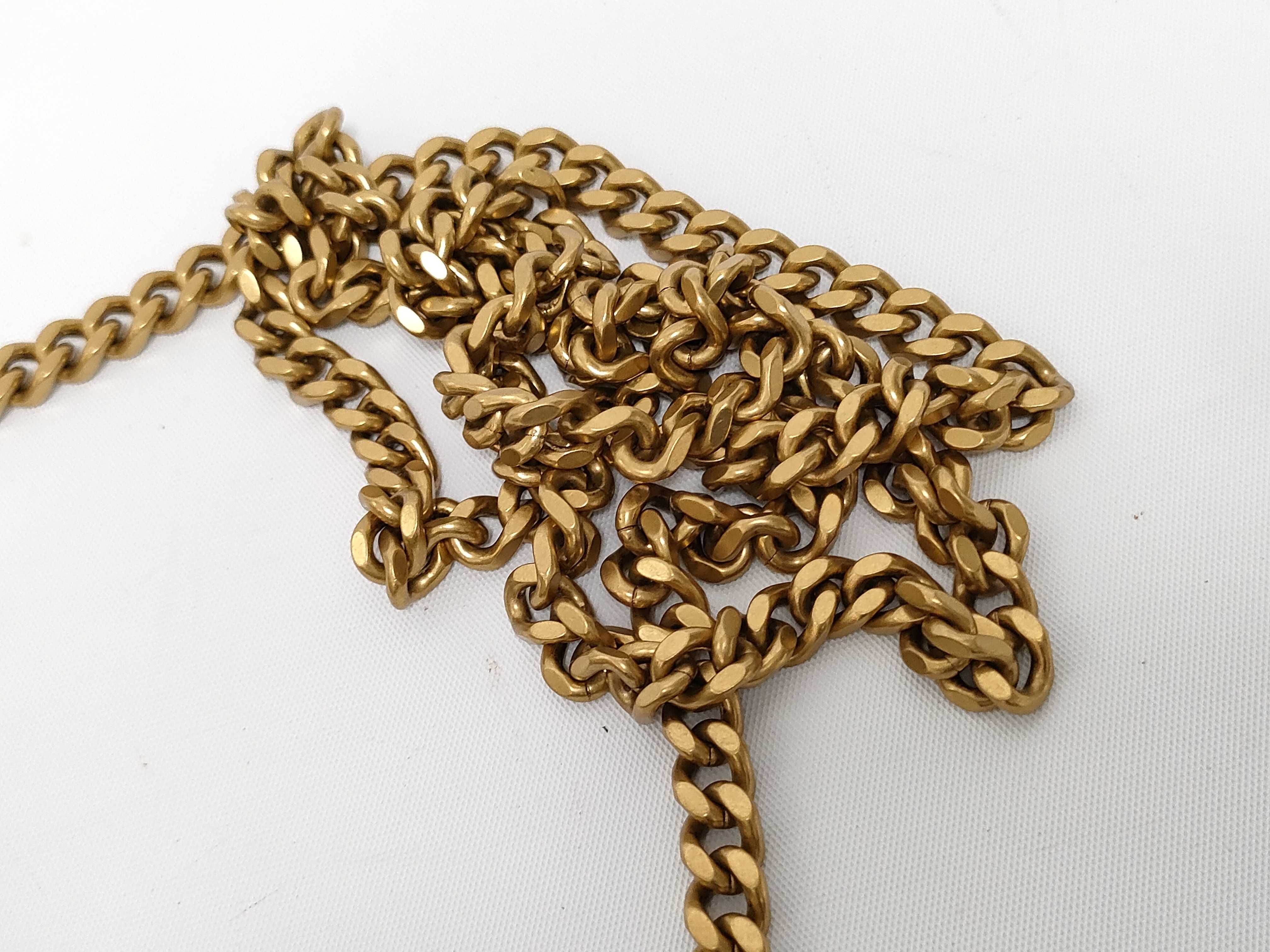 Hourglass Chain Shoulder Bag — view 5