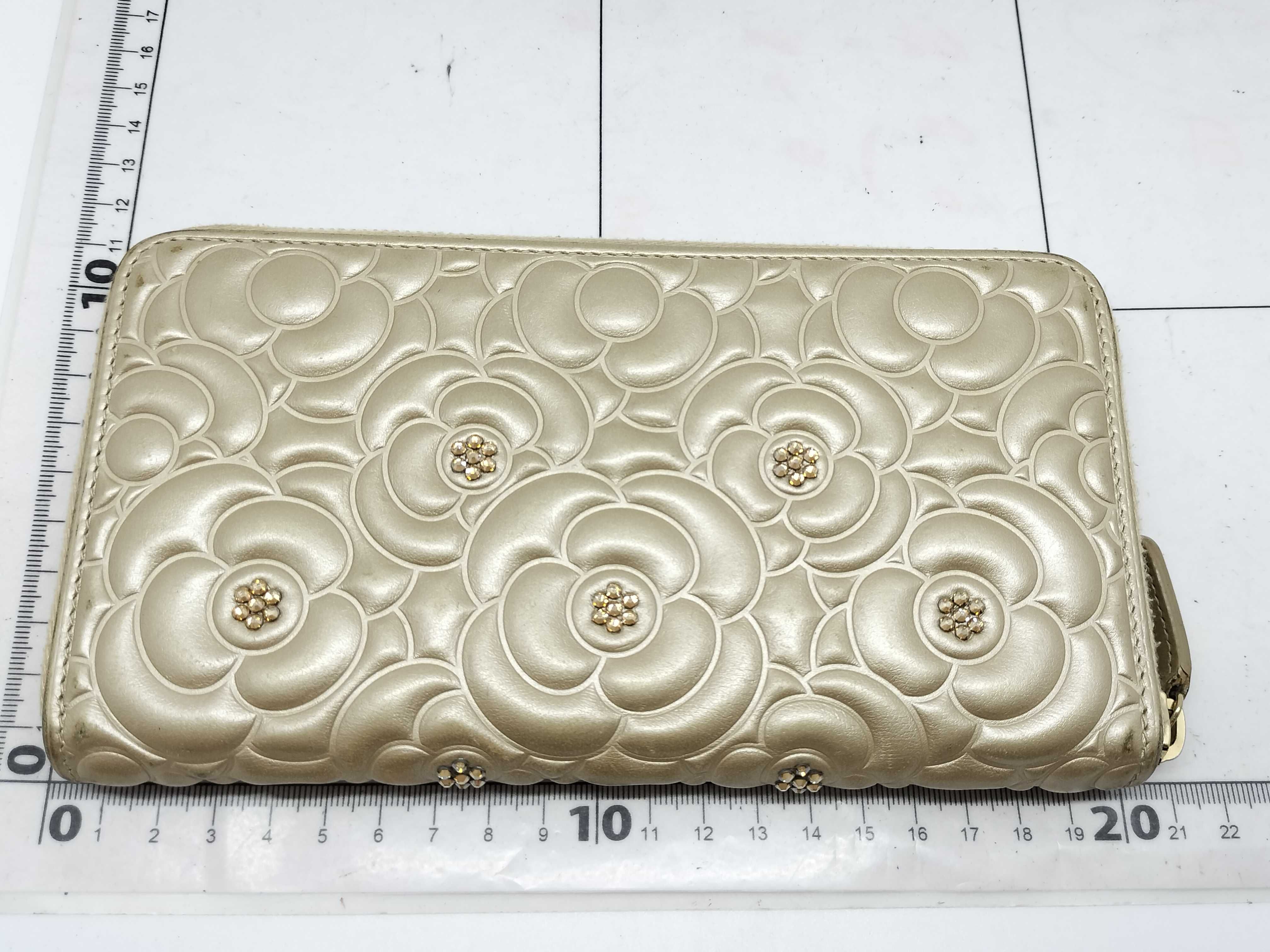 Camellia Leather Rhinestone Round Zip Long Wallet — view 2