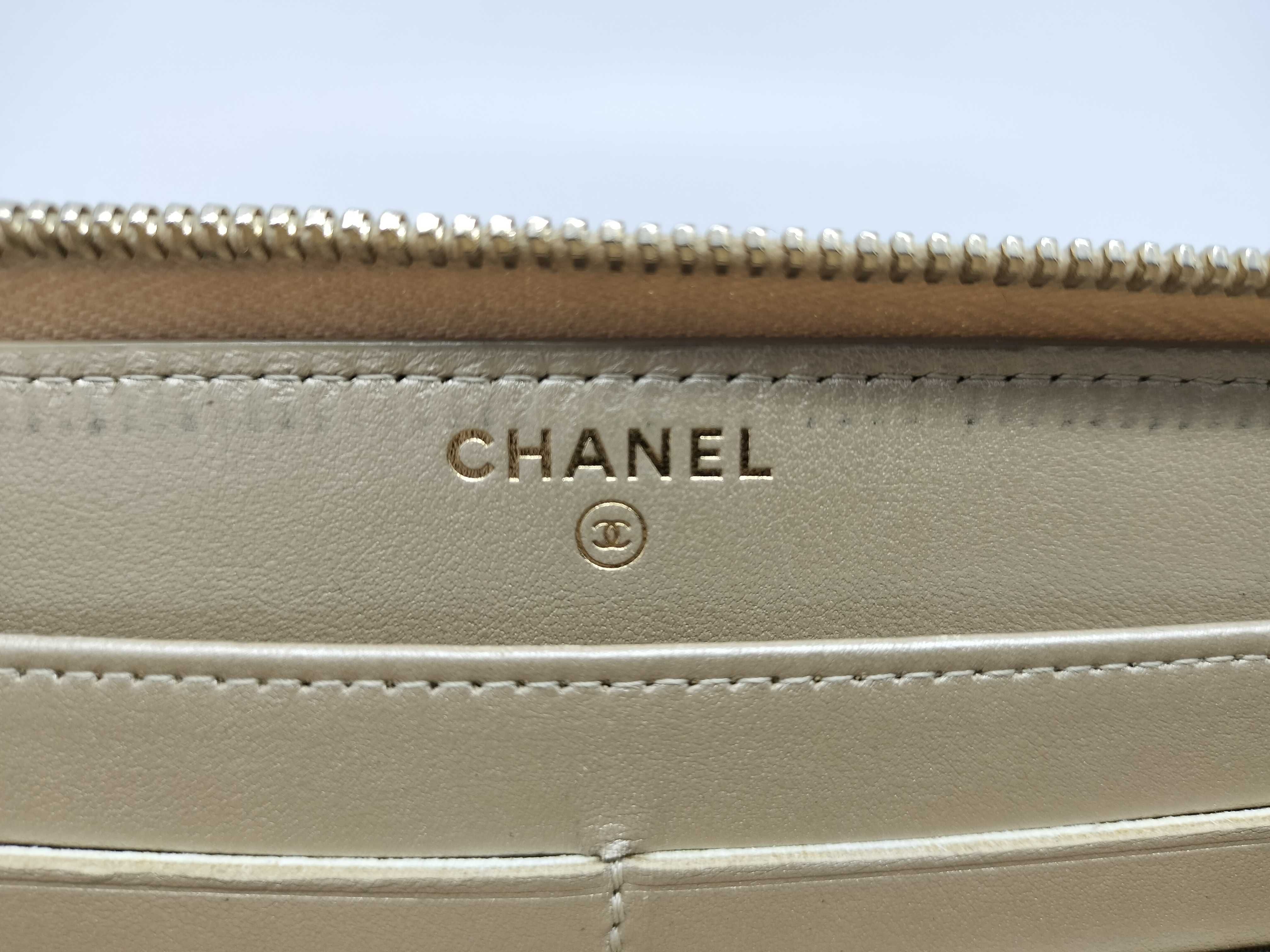Camellia Leather Rhinestone Round Zip Long Wallet — view 14