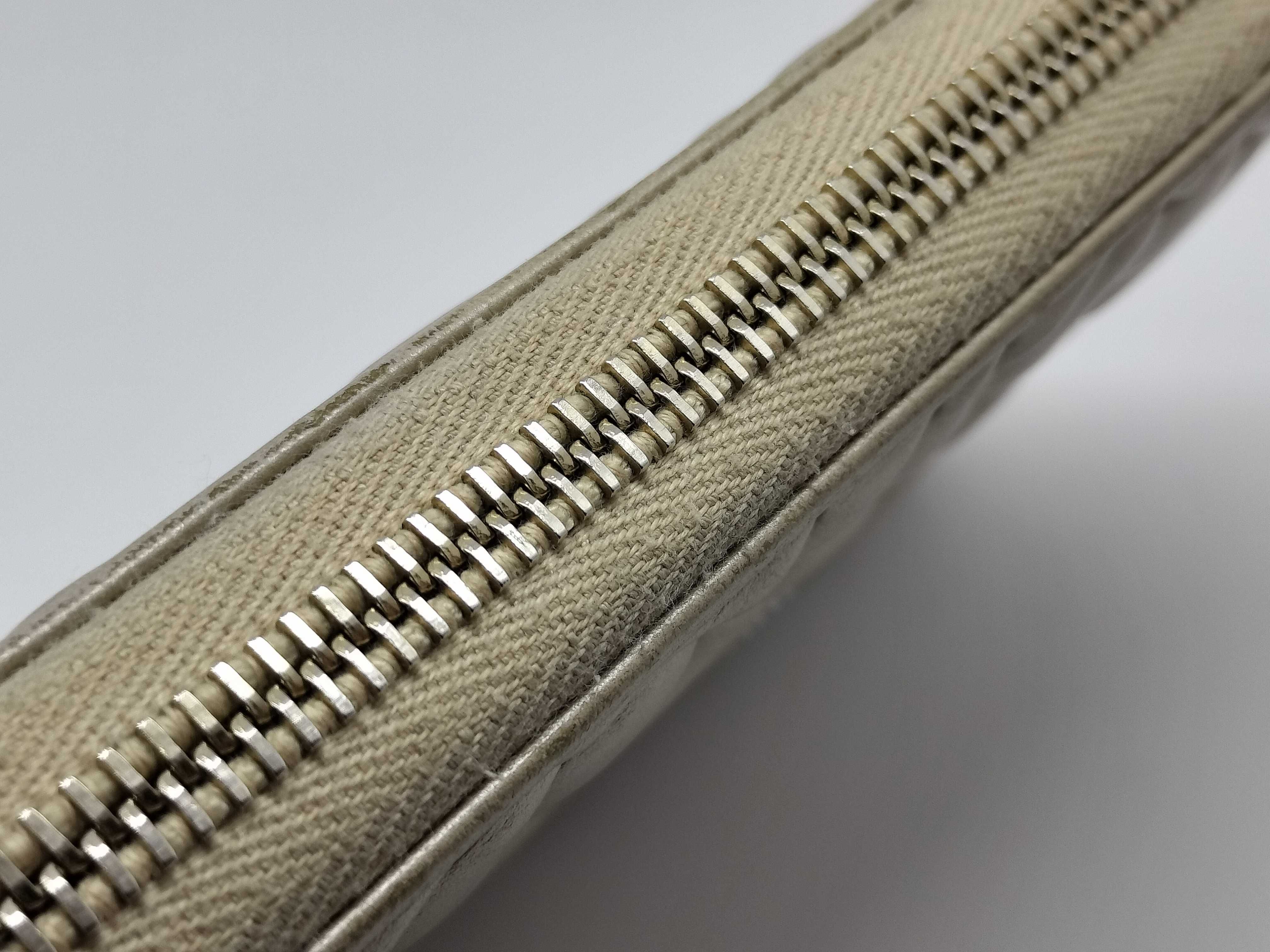 Camellia Leather Rhinestone Round Zip Long Wallet — view 7