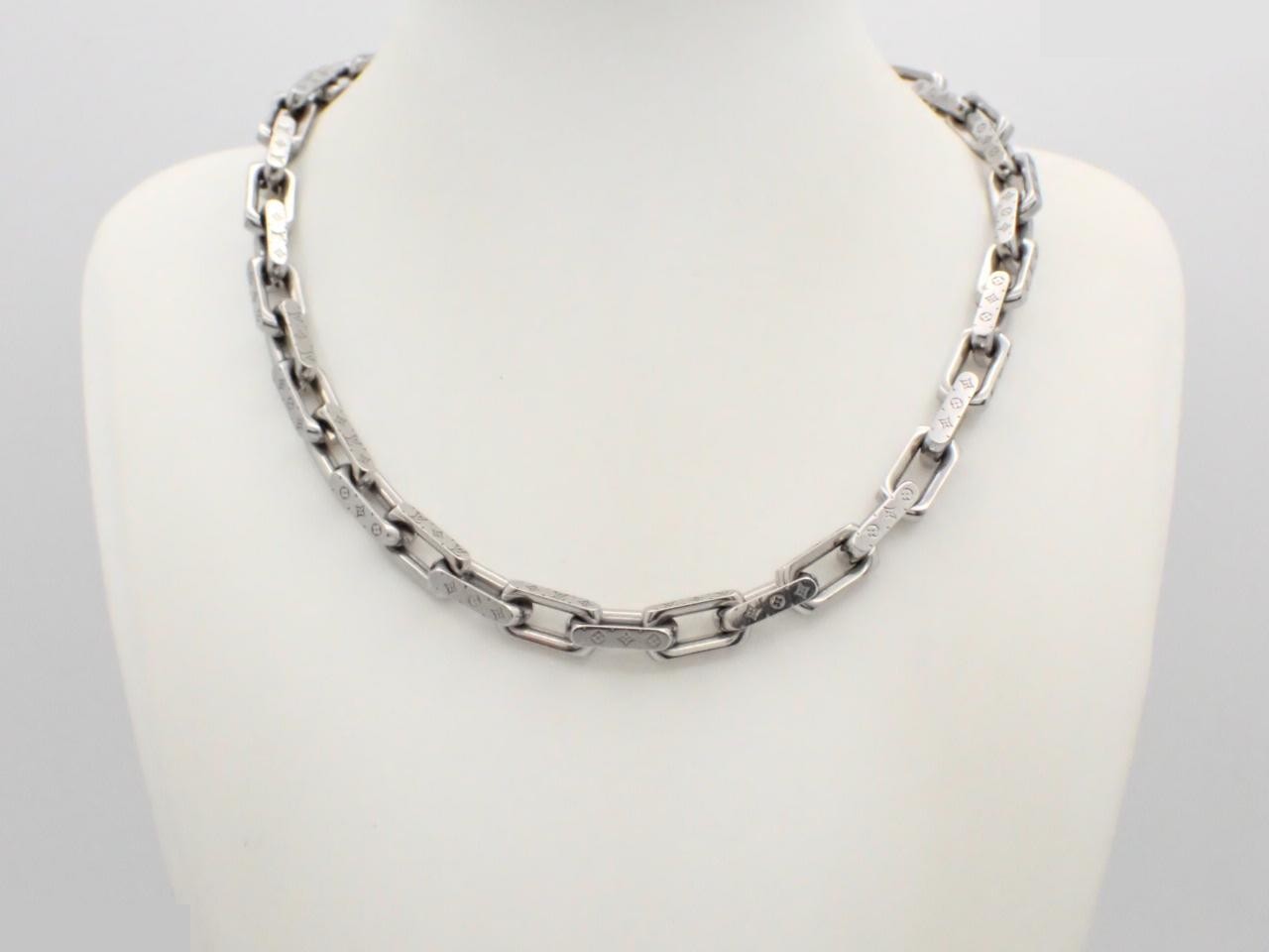 Necklace, neck circumference approximately 52 cm — view 3