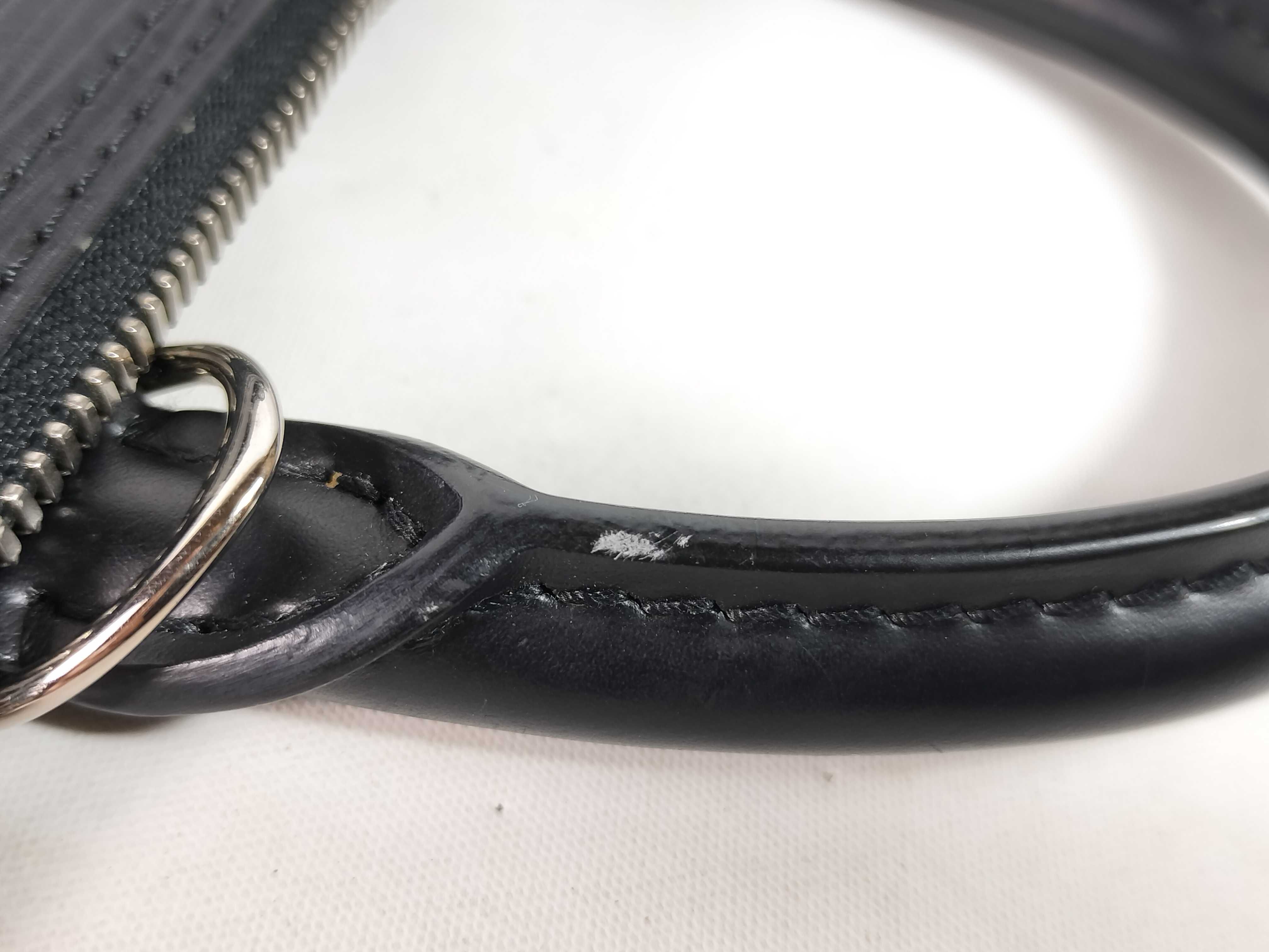 Epi Leather Alma M40302 Handbag — view 11