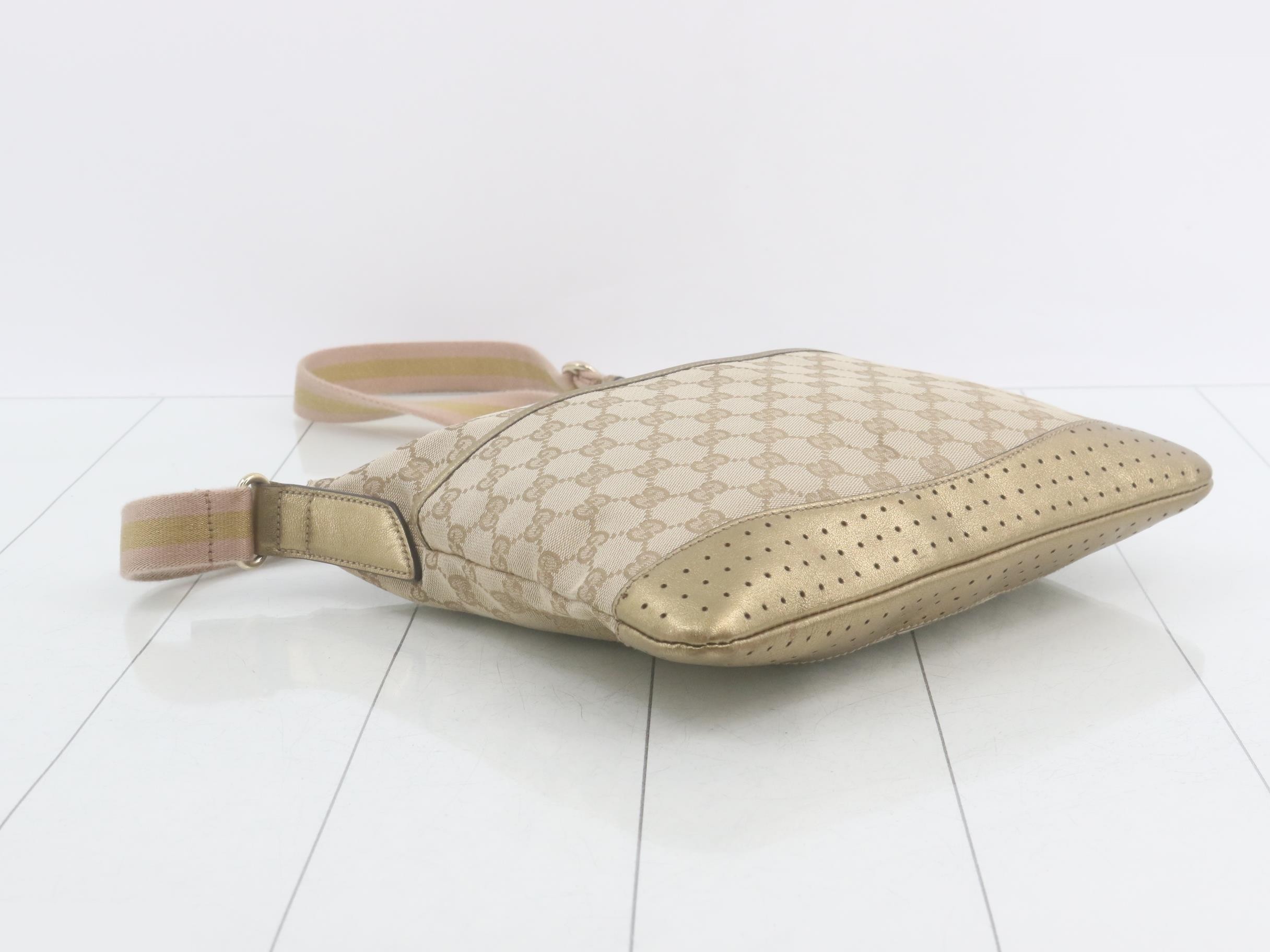 GG Canvas Shoulder Bag — view 5