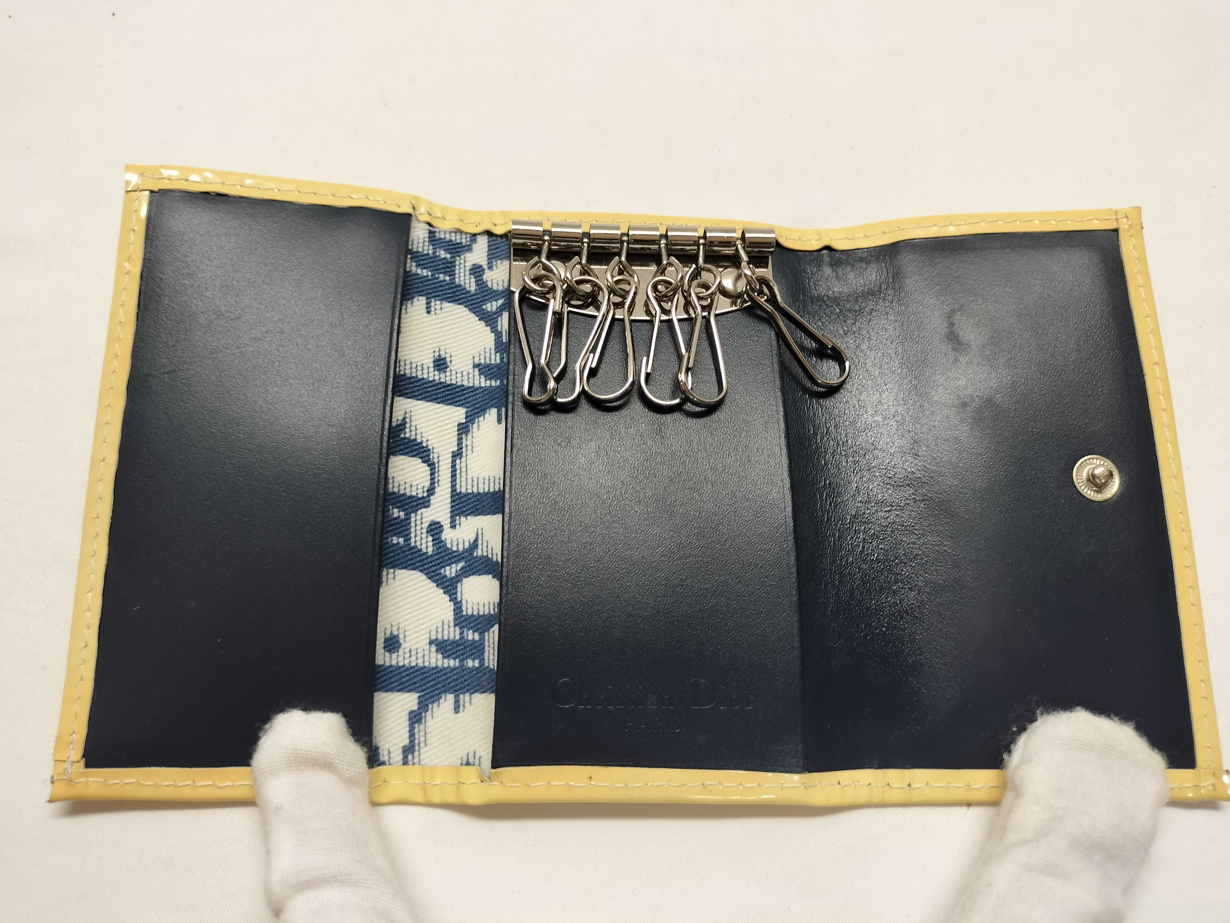 Trotter No. 2 Key Case — view 7