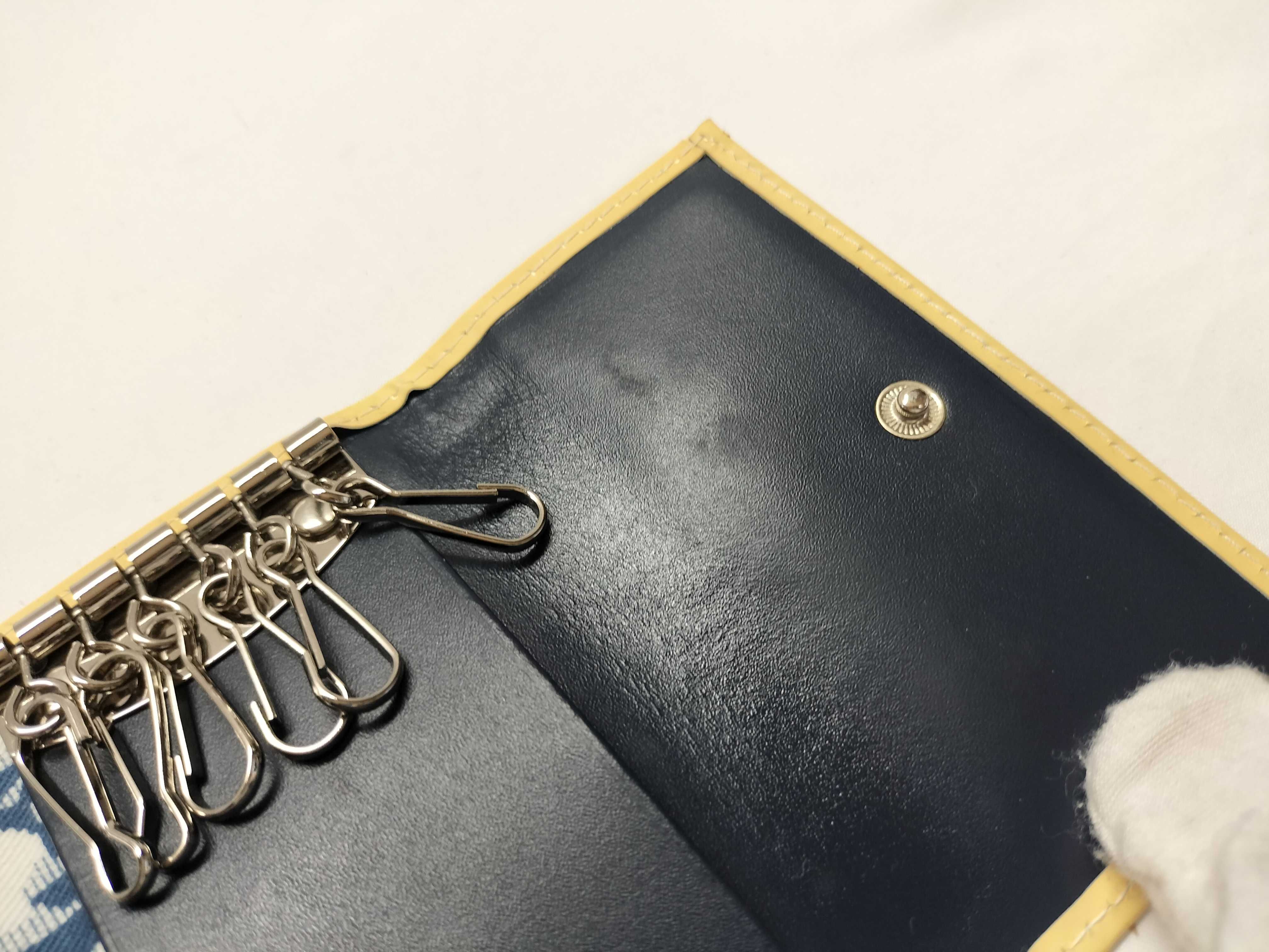 Trotter No. 2 Key Case — view 9