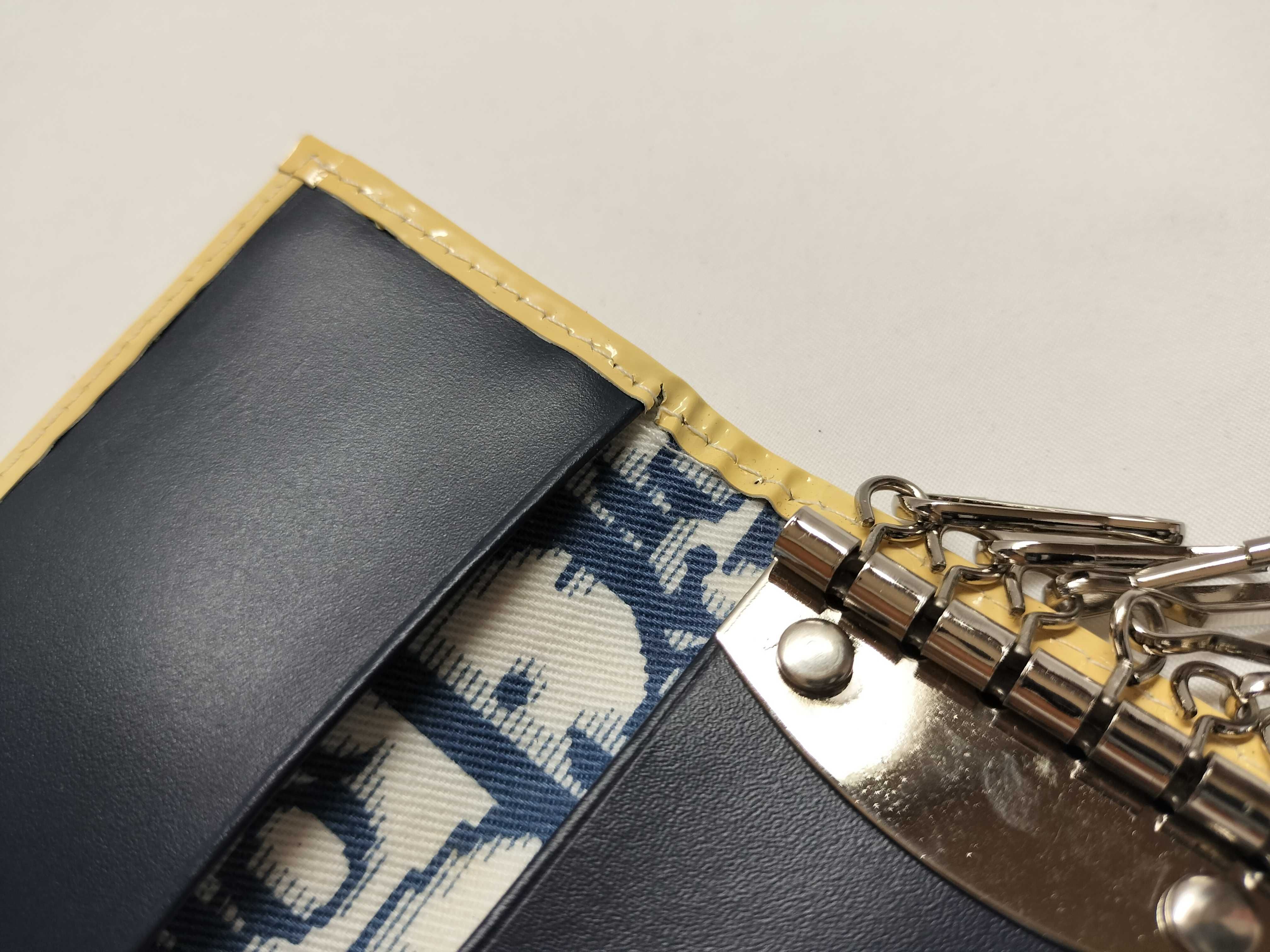 Trotter No. 2 Key Case — view 10