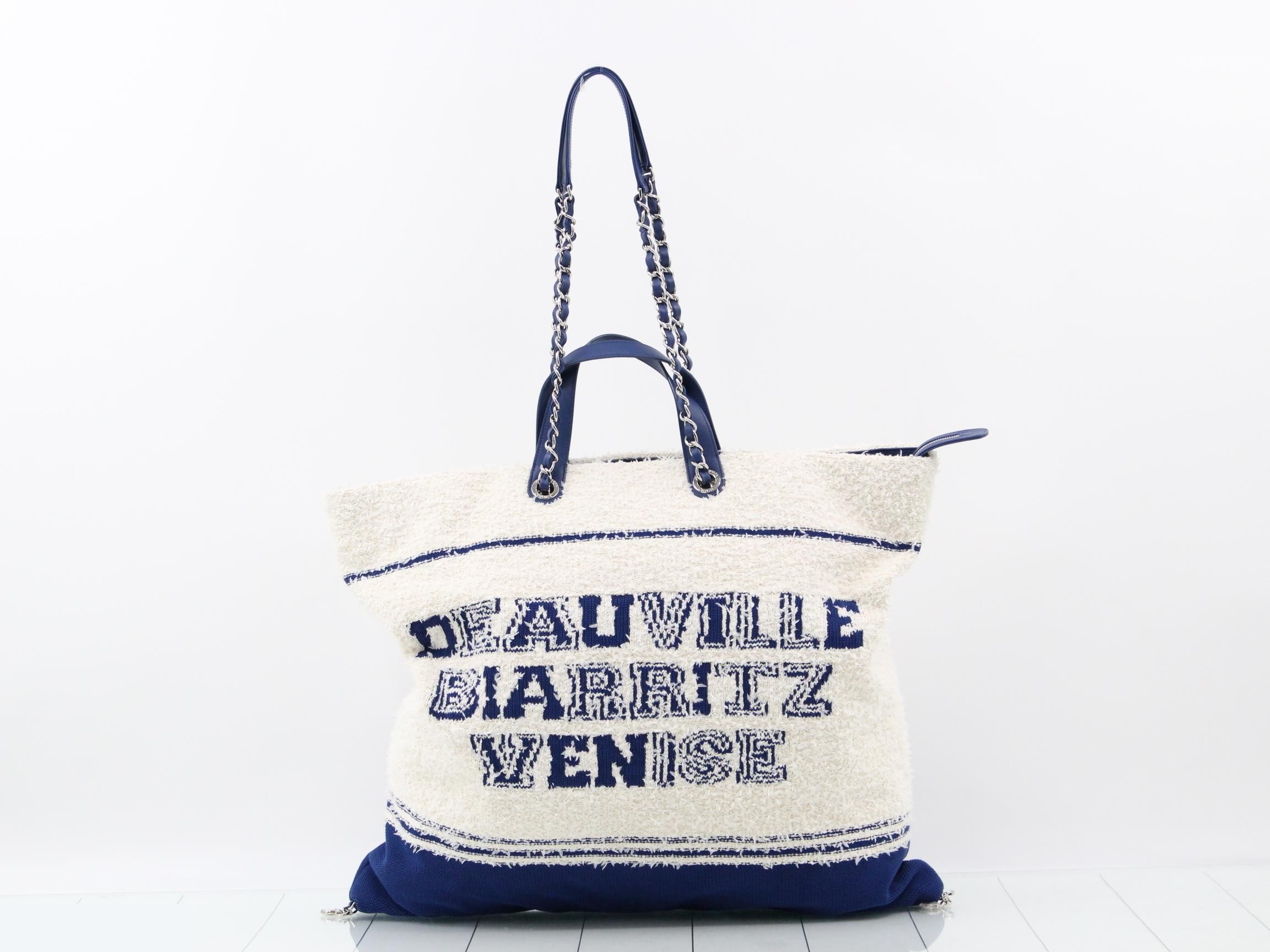 Matelassé Deauville Line Chain Tote Bag — view 2