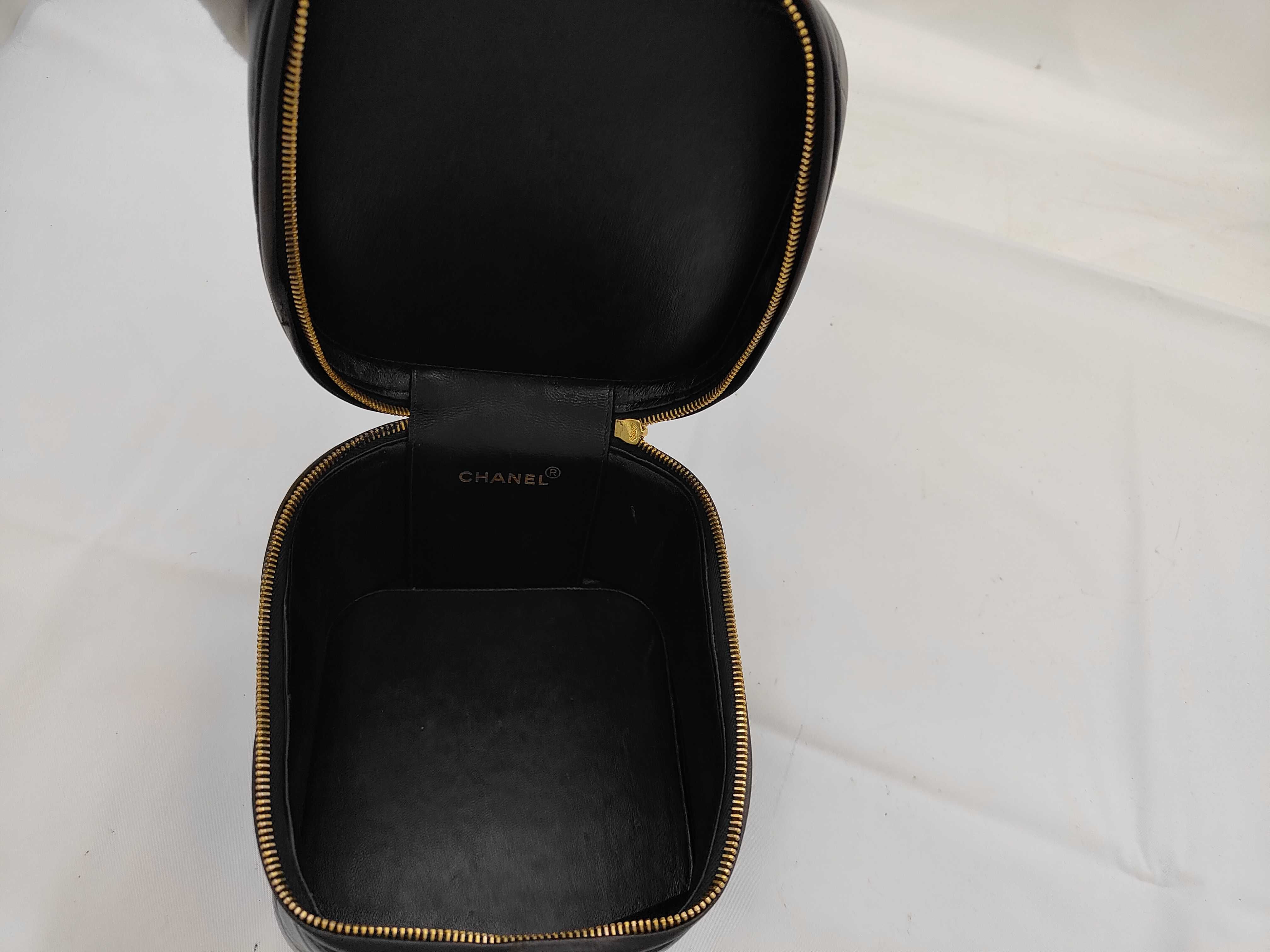 handbag vanity bag — view 9