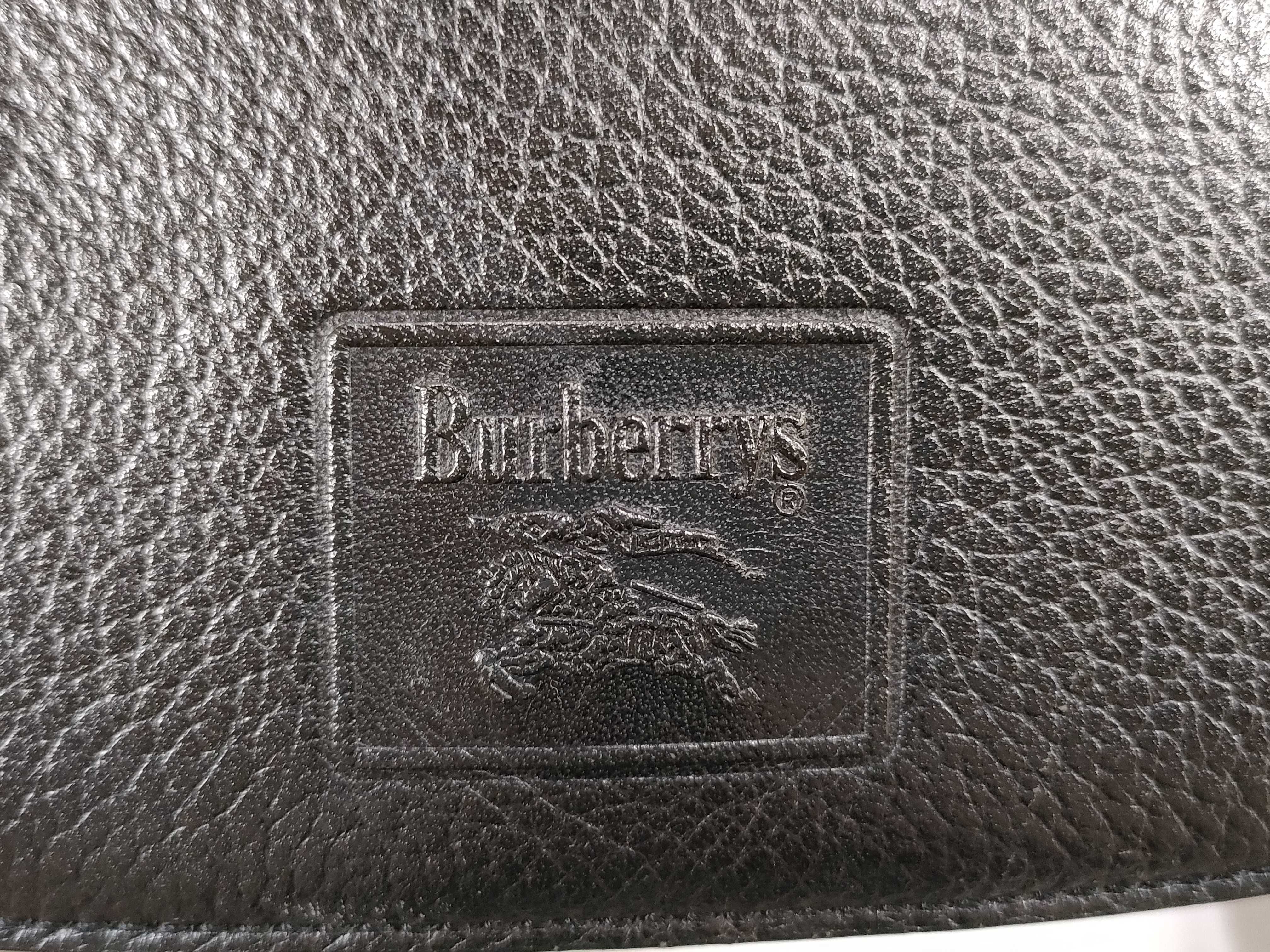 Leather Shoulder Bag, Black, with Nova Check Interior — view 13
