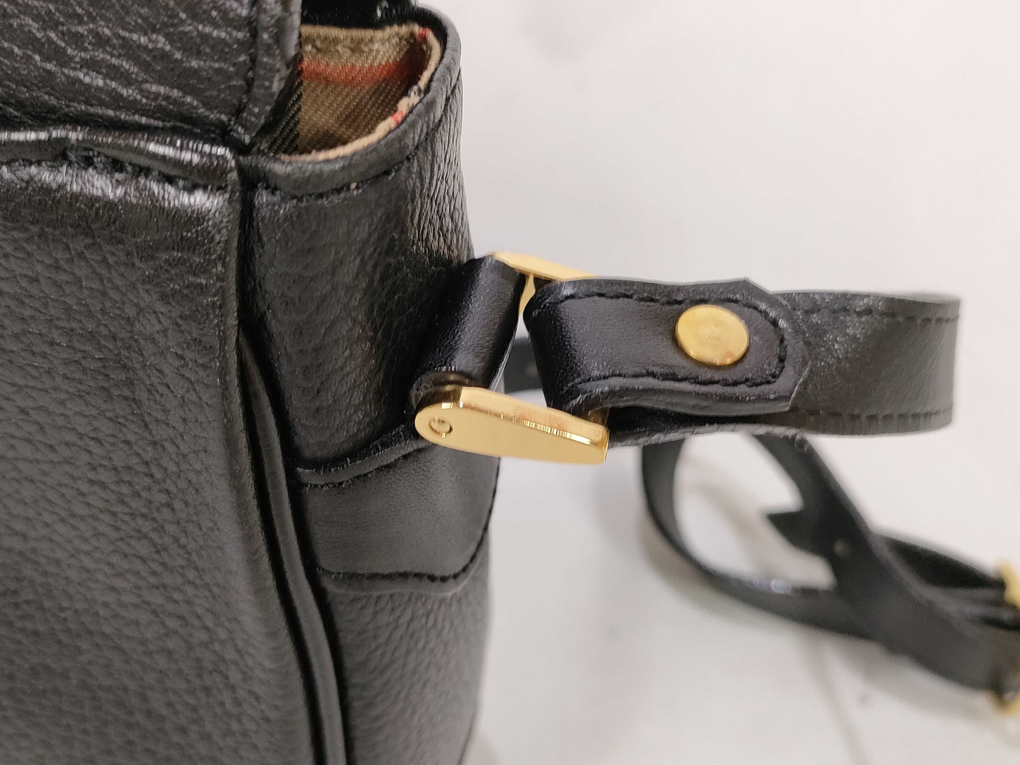 Leather Shoulder Bag, Black, with Nova Check Interior — view 5