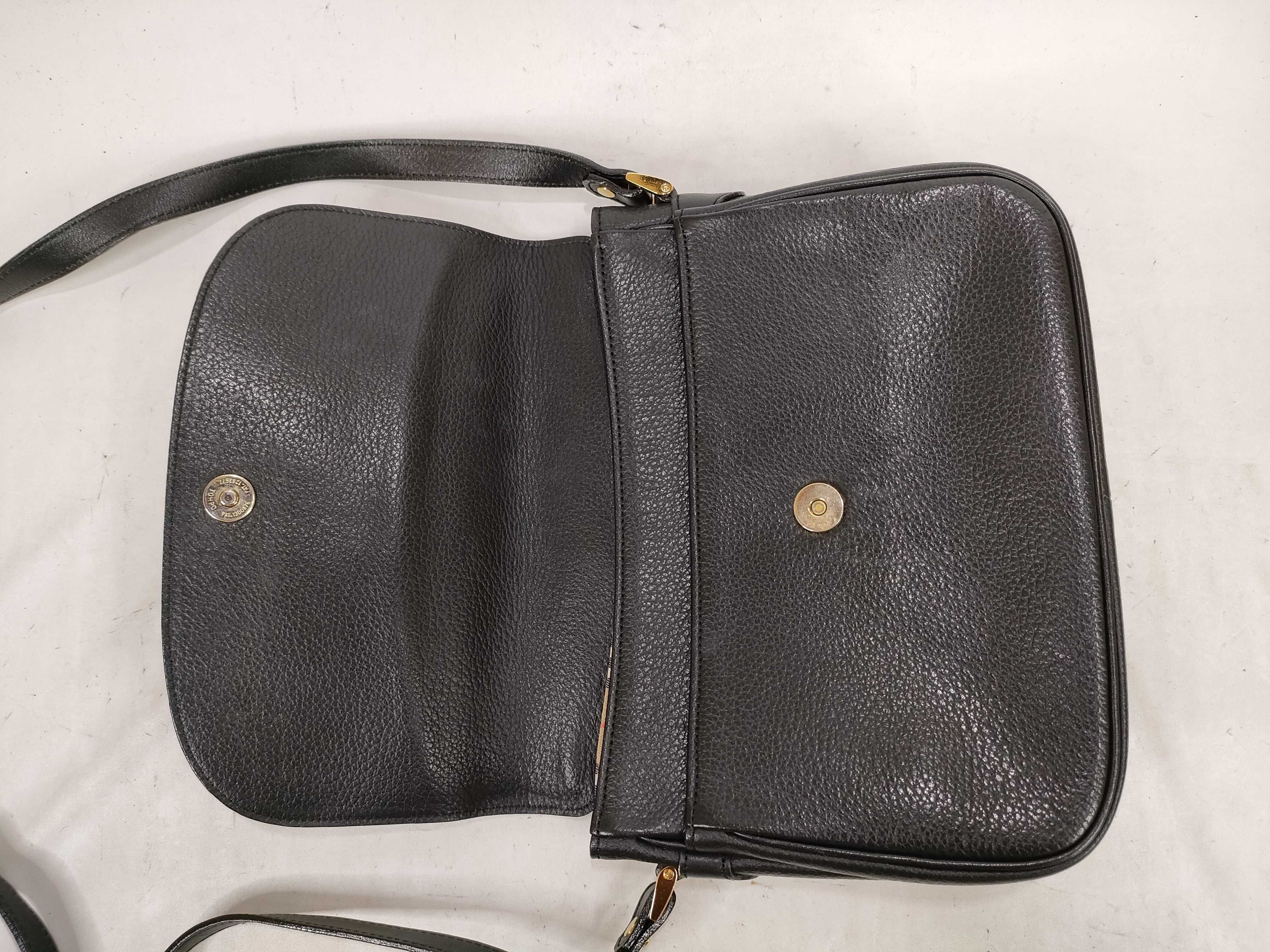 Leather Shoulder Bag, Black, with Nova Check Interior — view 6