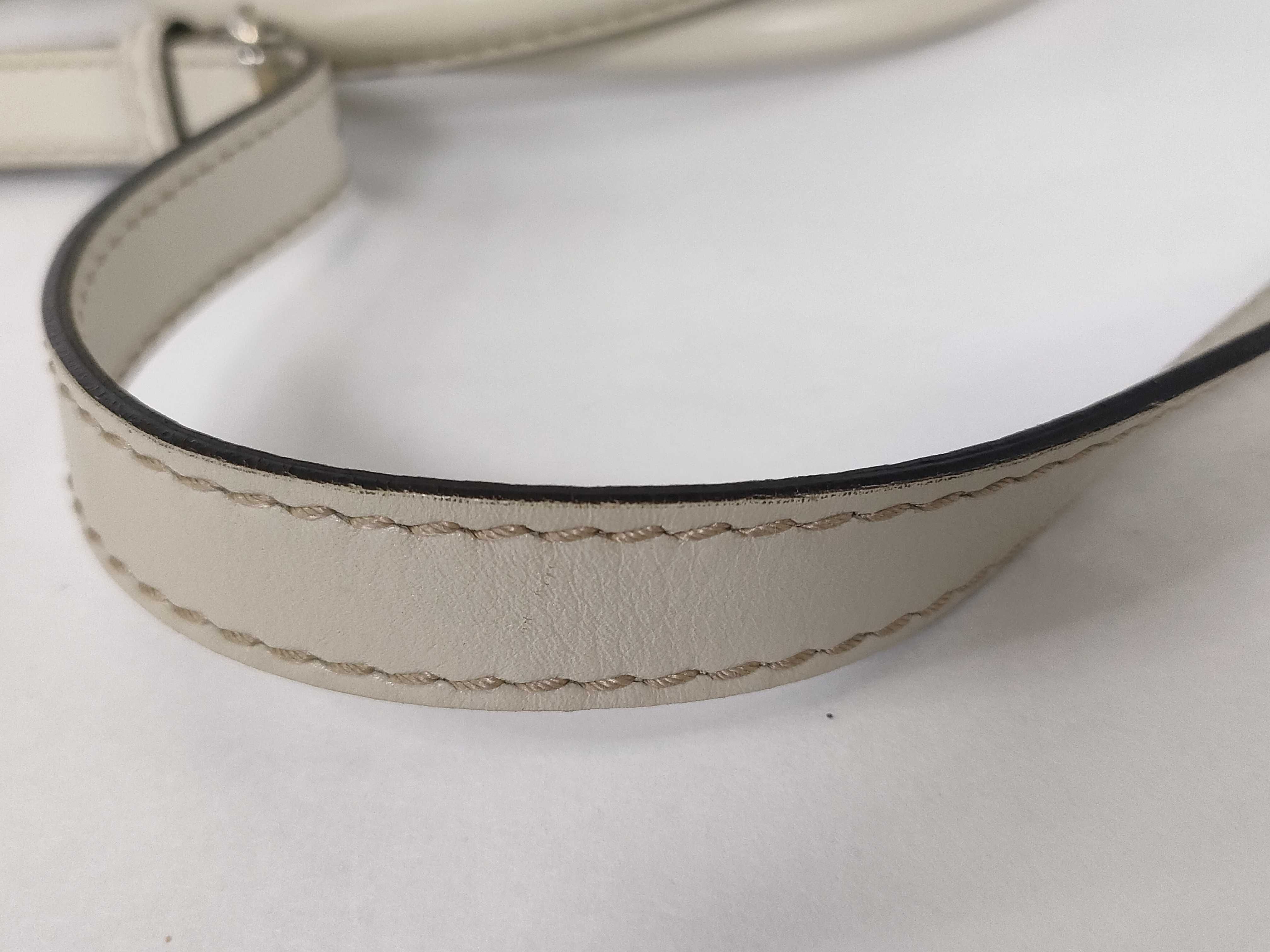 GG Canvas Handbag — view 7
