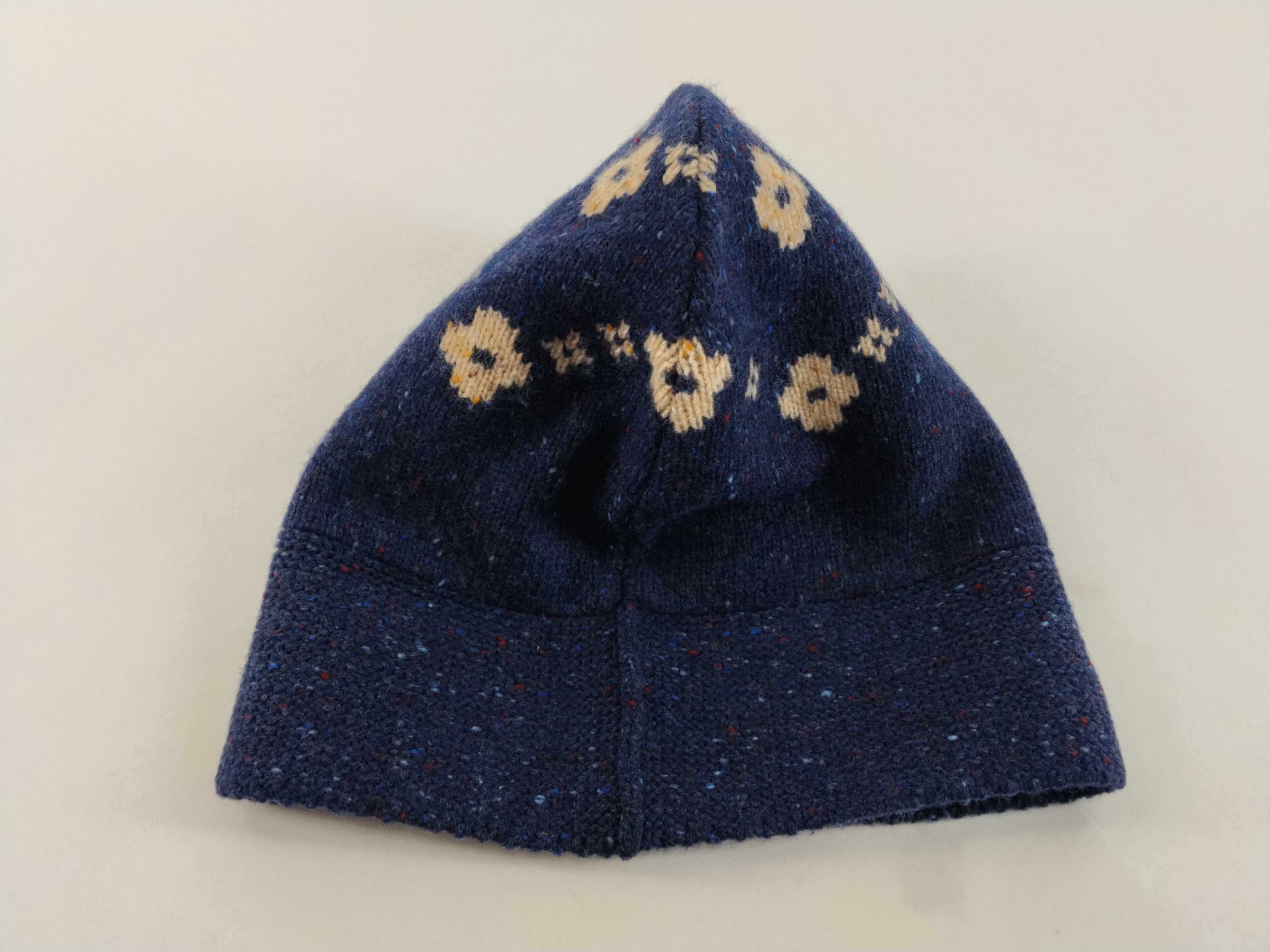 knit hat and other accessories — view 4