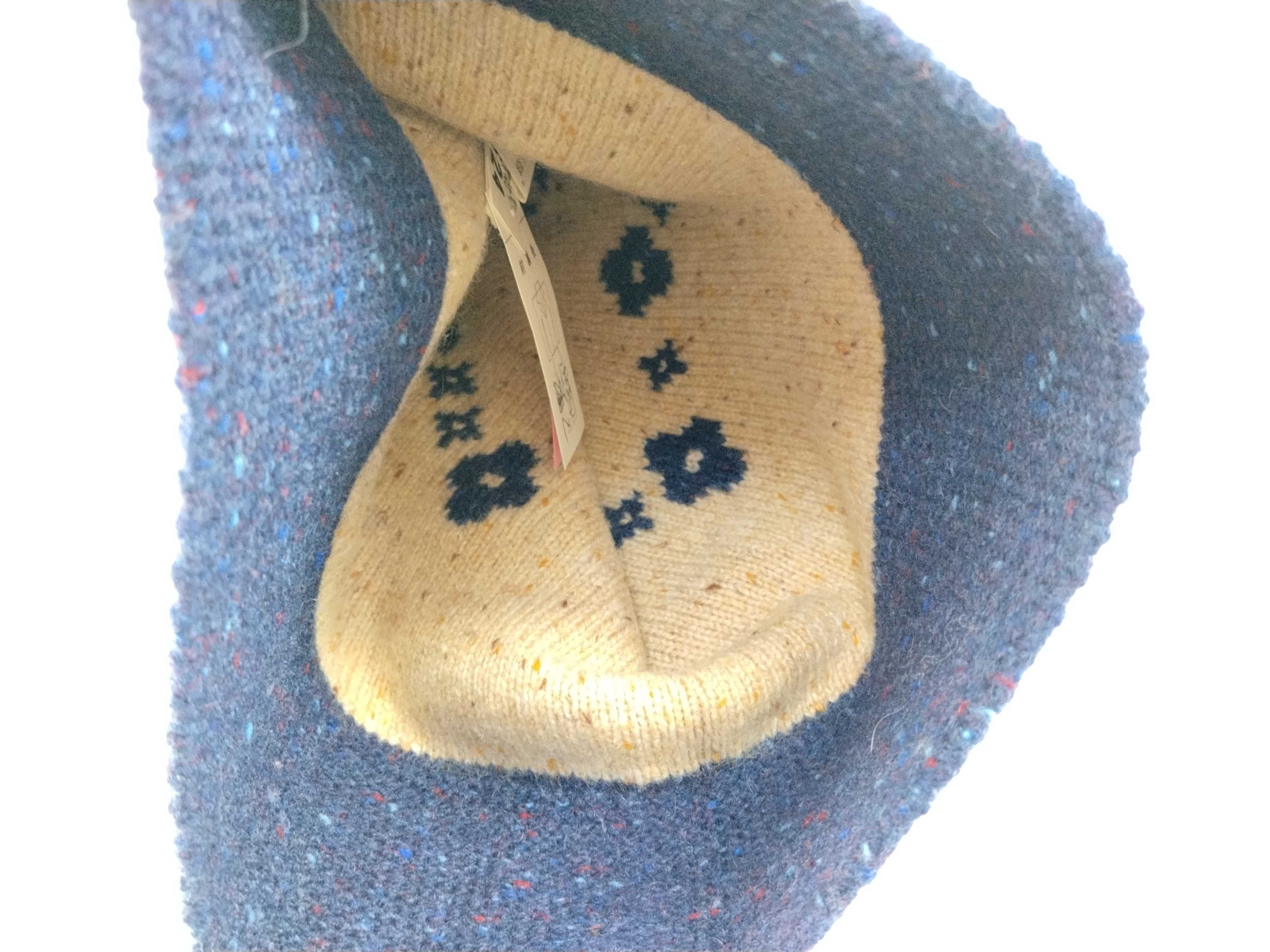 knit hat and other accessories — view 5