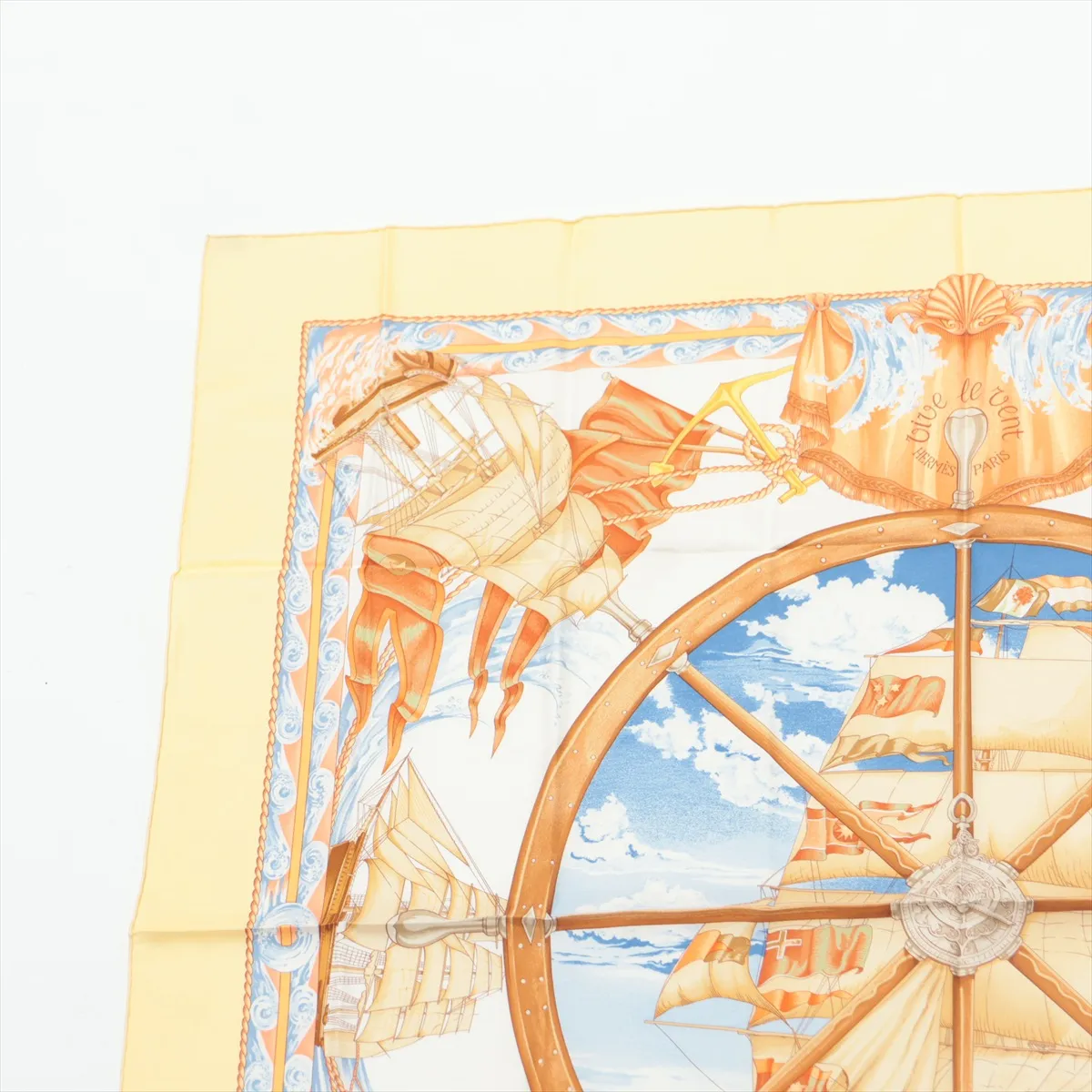 Carre 90 VIVE LE VENT Blow the Wind Scarf Silk Yellow — view 2