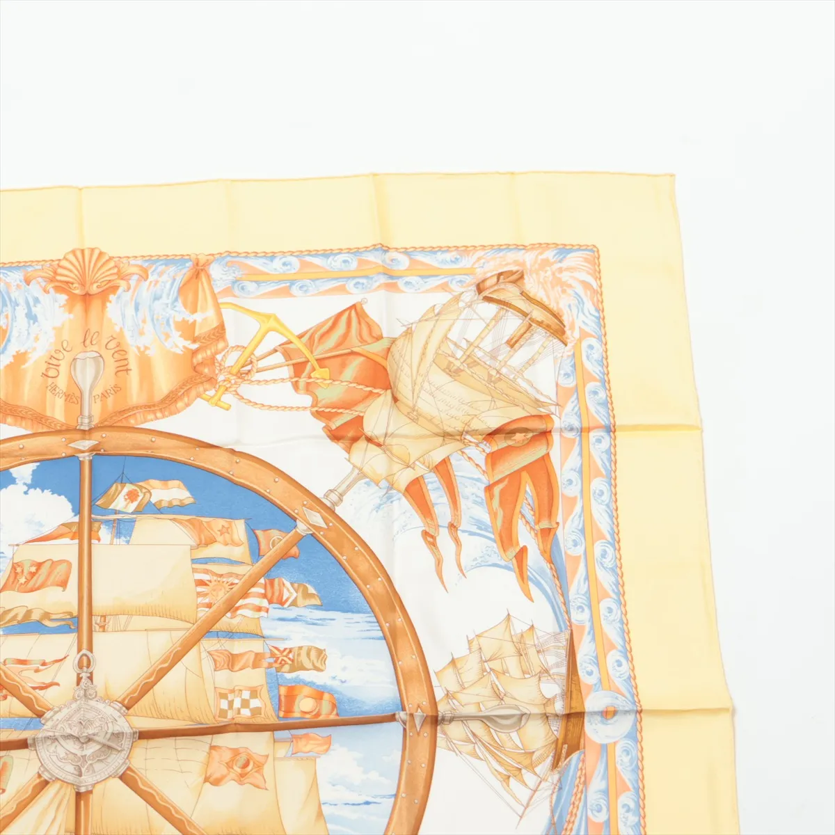 Carre 90 VIVE LE VENT Blow the Wind Scarf Silk Yellow — view 3