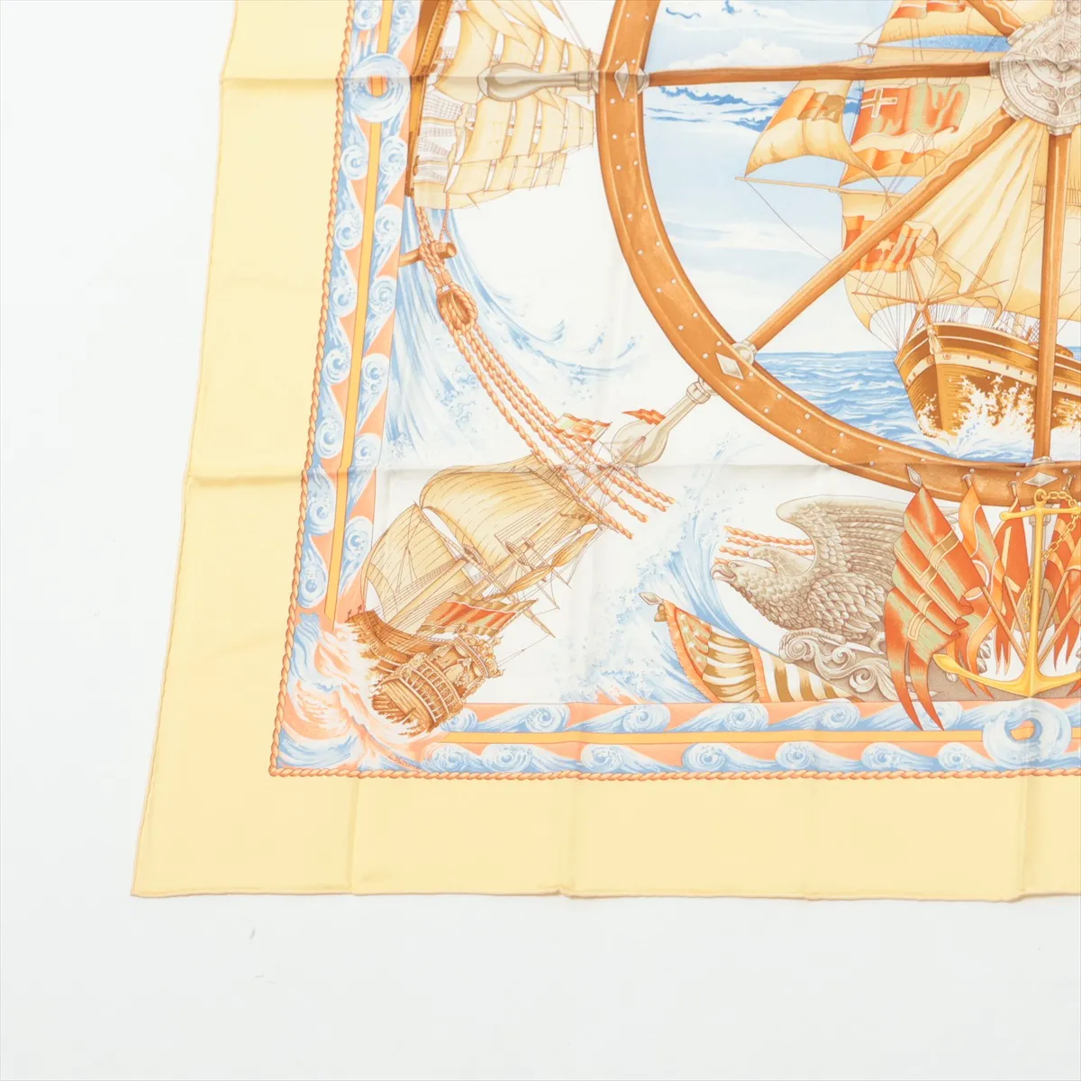 Carre 90 VIVE LE VENT Blow the Wind Scarf Silk Yellow — view 5