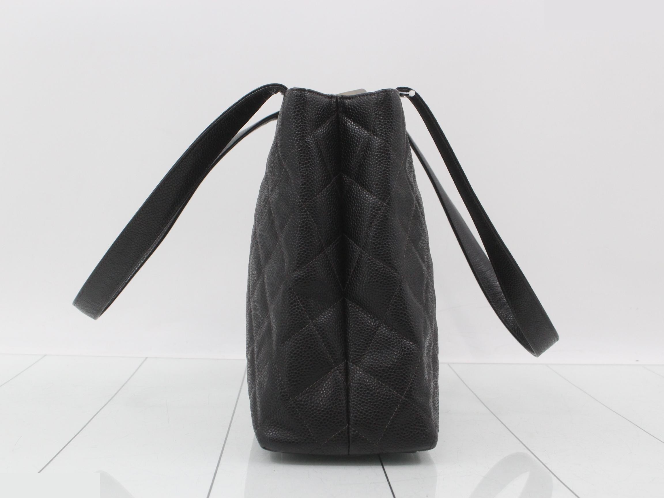 Matelassé tote bag, caviar leather — view 4