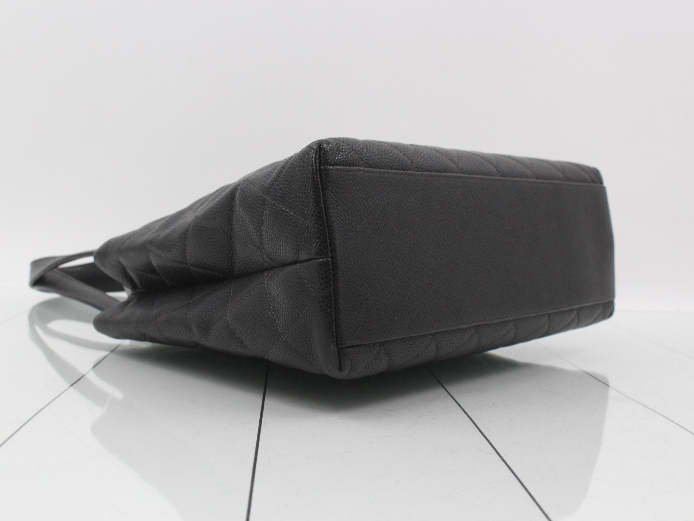 Matelassé tote bag, caviar leather — view 5