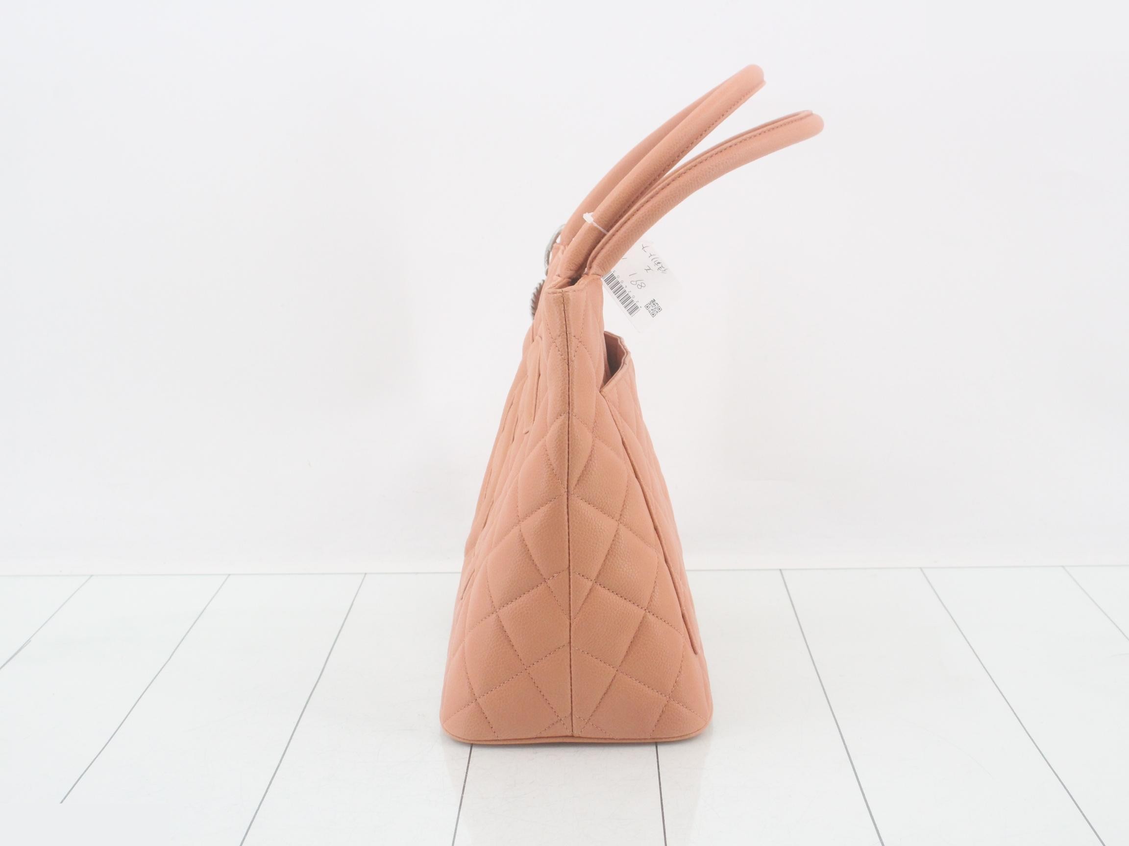 Reissue Tote Bag, Caviar Skin, Salmon Pink — view 3