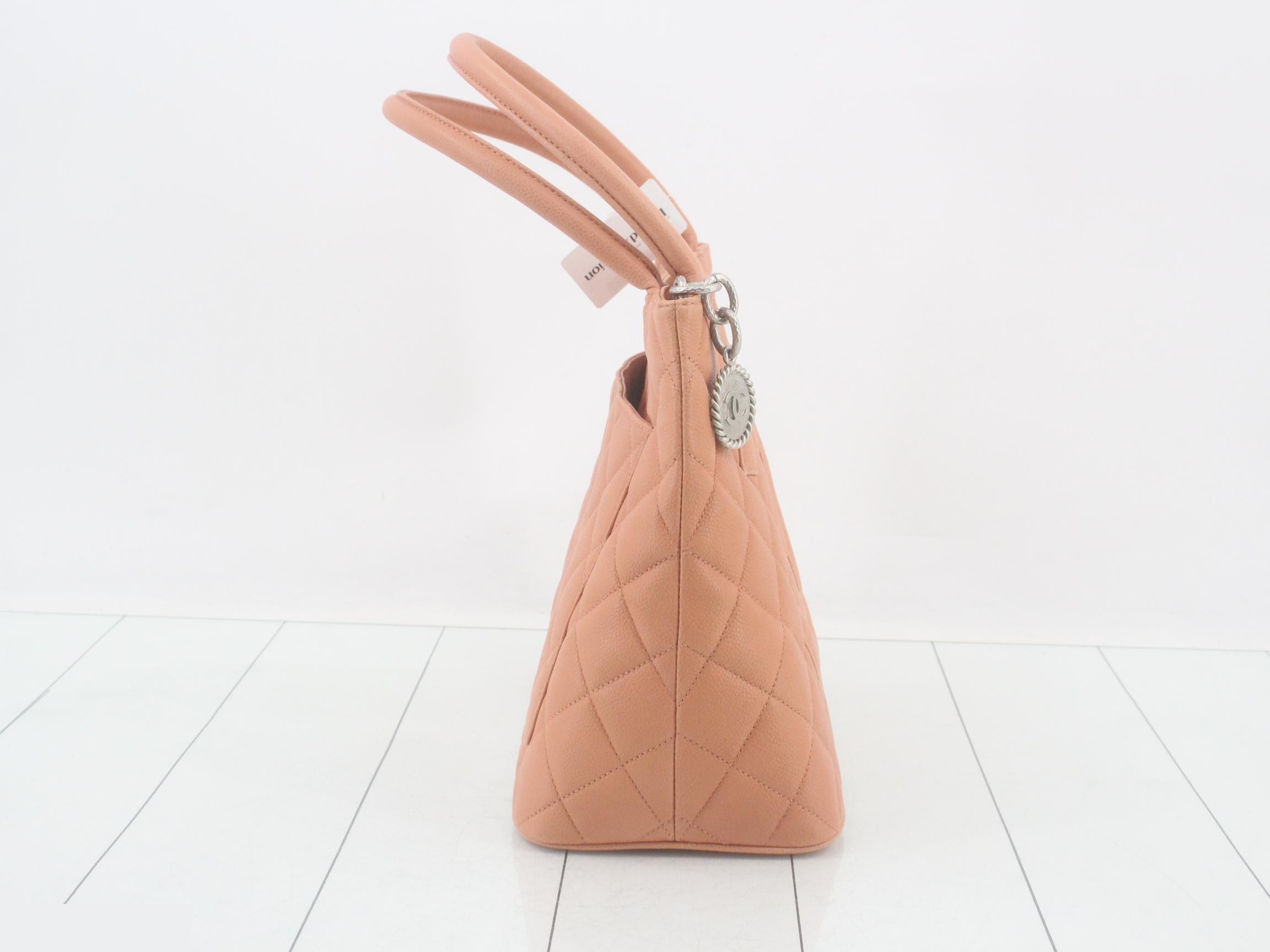 Reissue Tote Bag, Caviar Skin, Salmon Pink — view 4