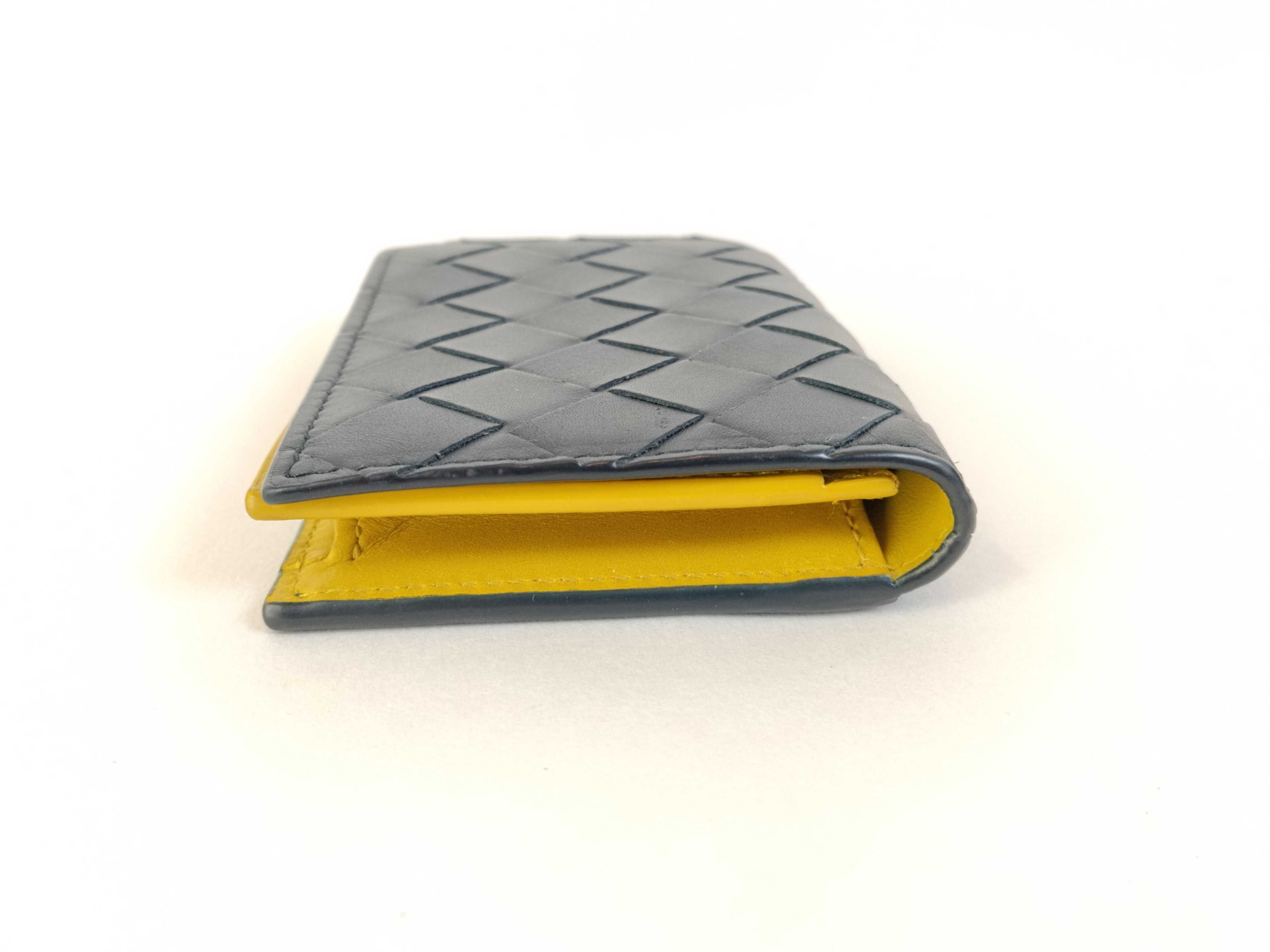 Intrecciato Leather Card Case 605720 (Card Case/Pass Case/Business Card Holder) — view 5