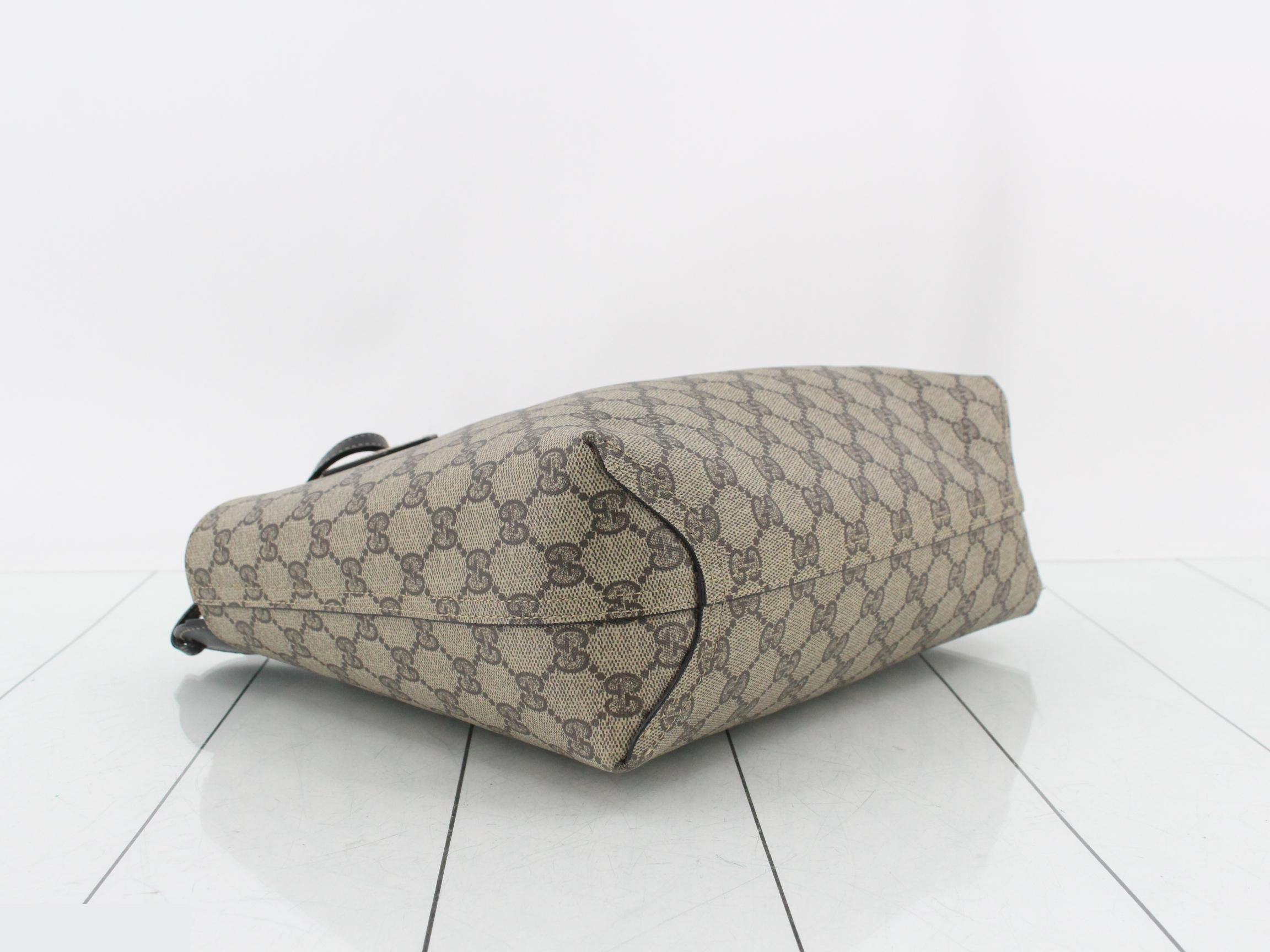 Reversible shoulder bag — view 5