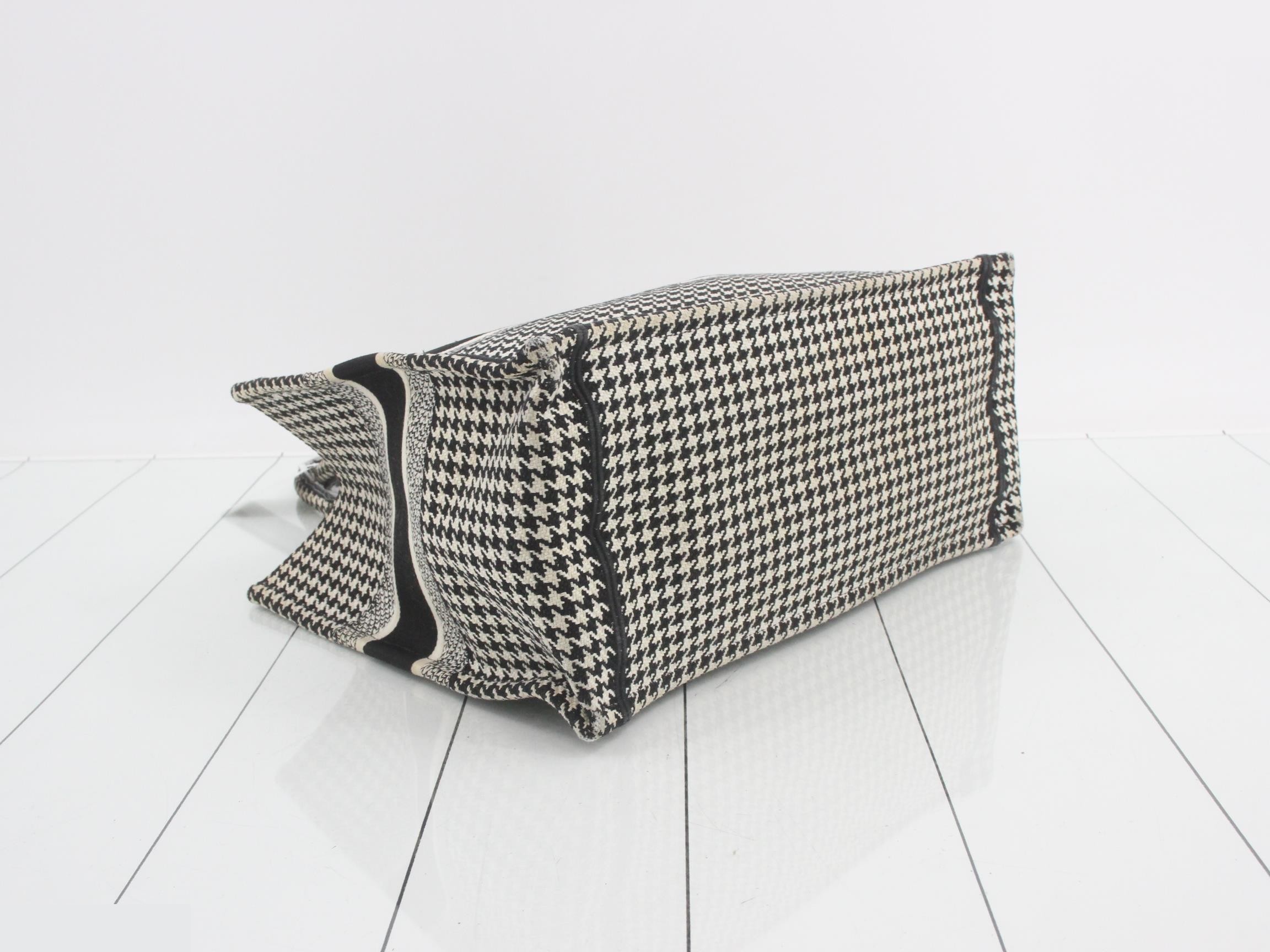 Book Tote, Medium, Houndstooth Pattern — view 5