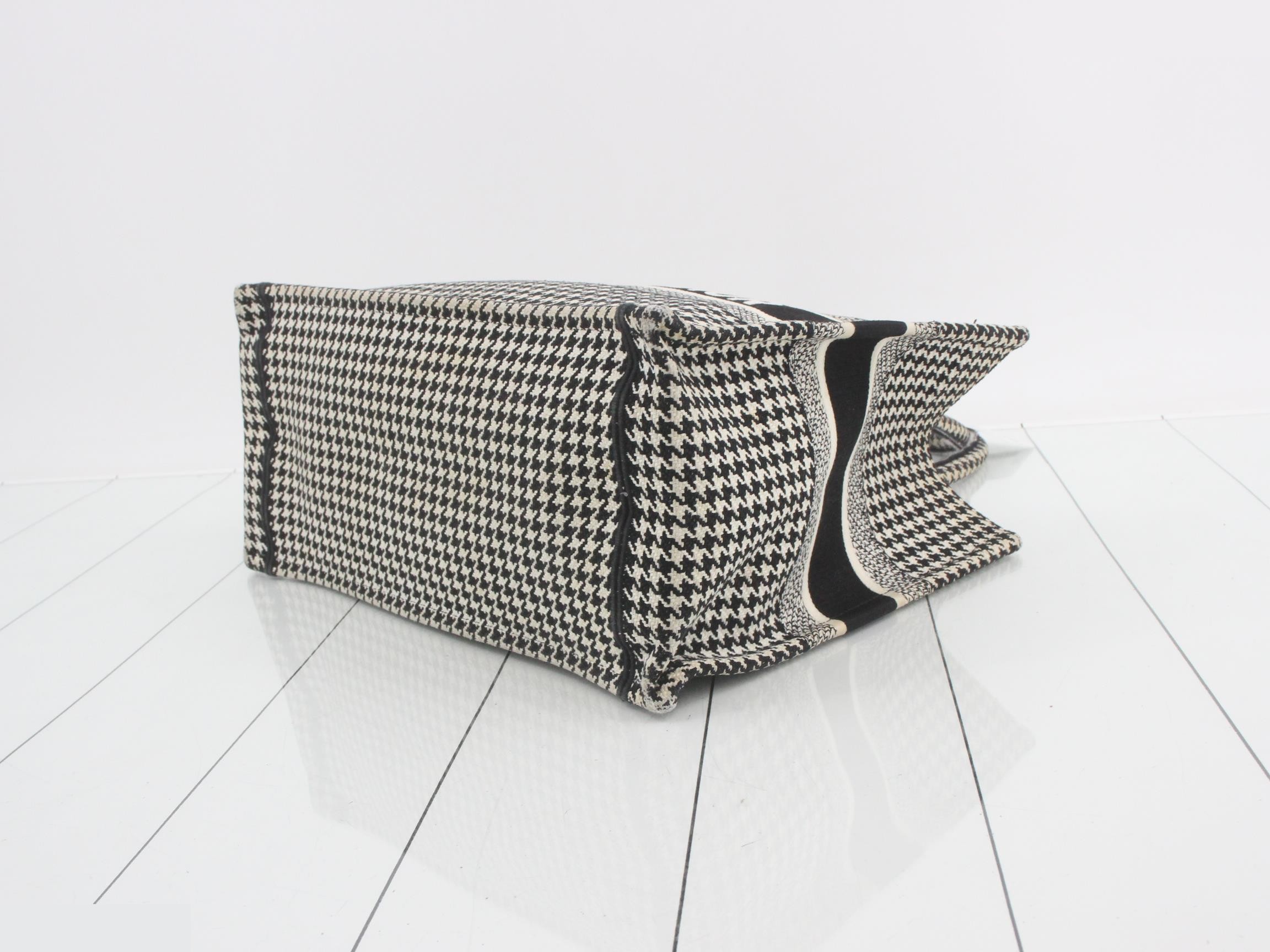 Book Tote, Medium, Houndstooth Pattern — view 6