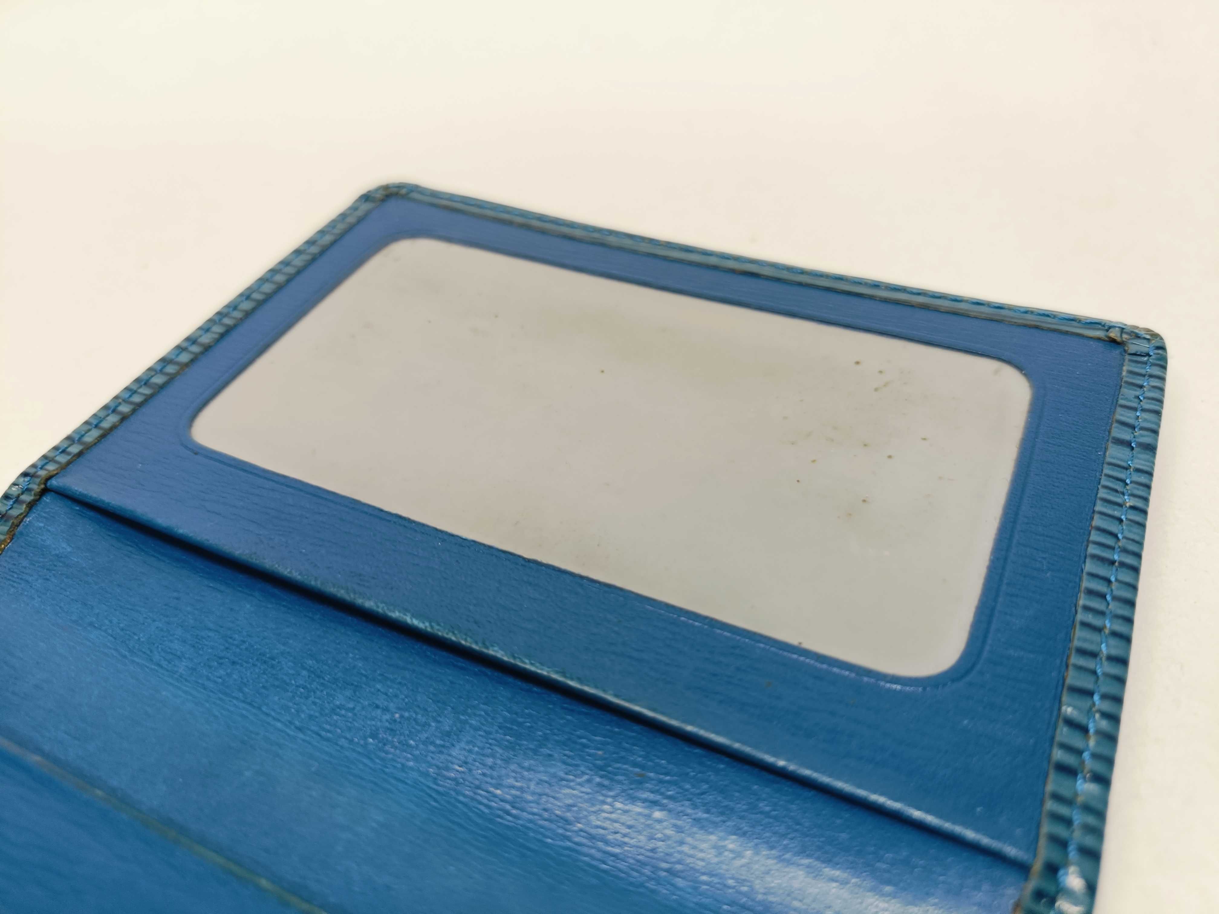 Epi M63205 Portecartes Vertical Card Case — view 11